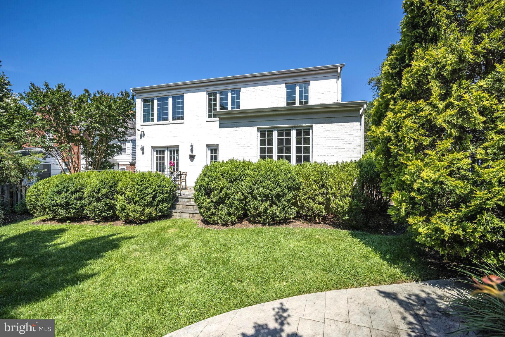 CHEVY CHASE - Residential