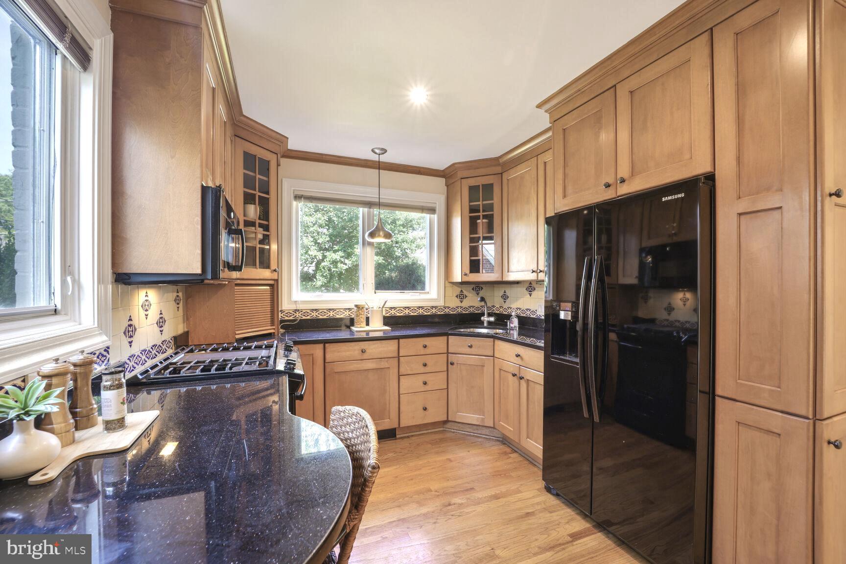 CHEVY CHASE - Residential