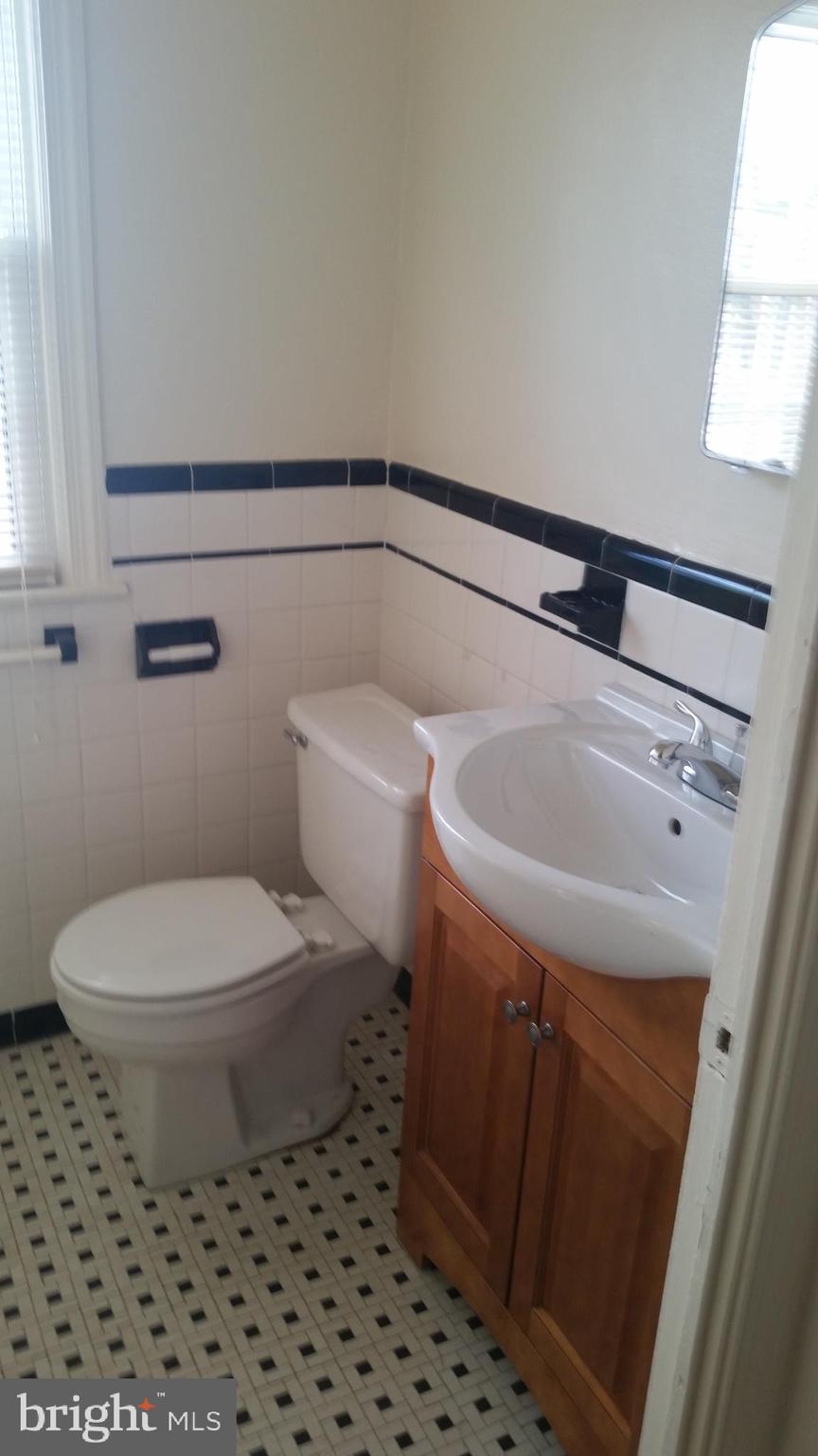 JEFFERSON MANOR - Residential Lease