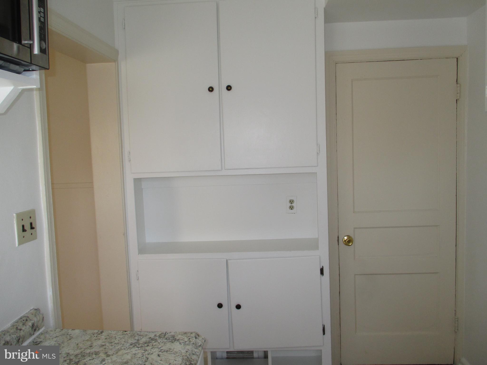 JEFFERSON MANOR - Residential Lease