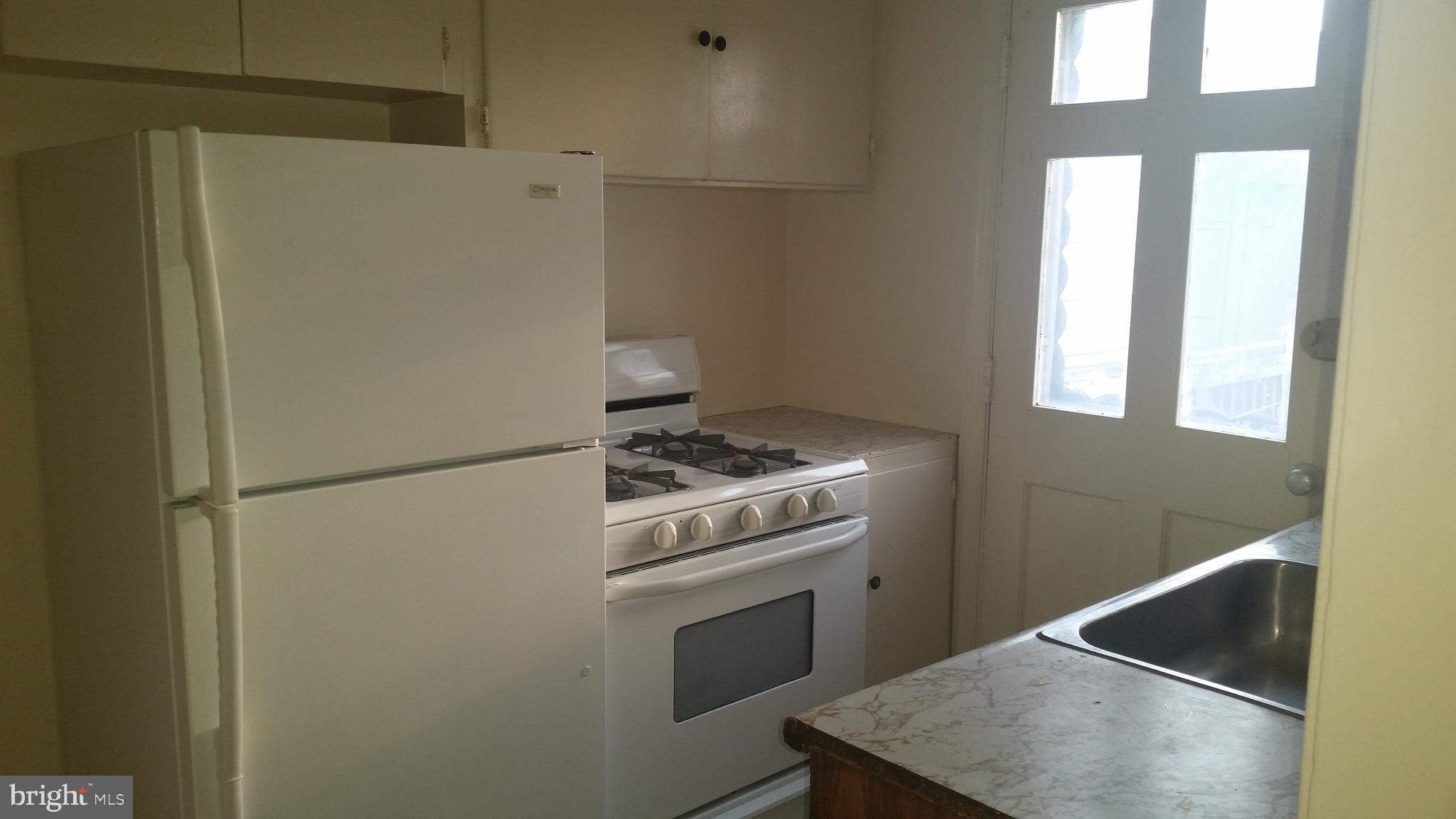 JEFFERSON MANOR - Residential Lease