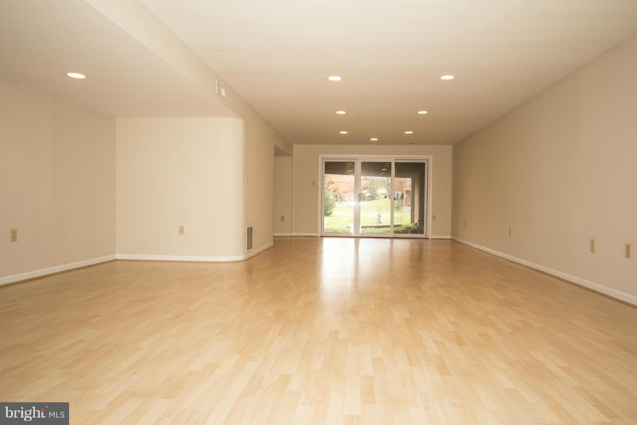 RUXTON CROSSING TOWNHSE - Residential