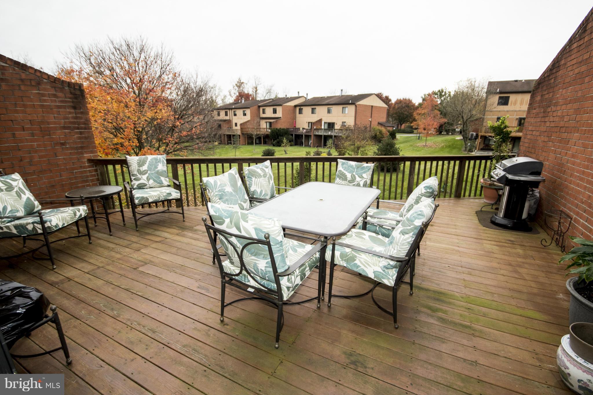 RUXTON CROSSING TOWNHSE - Residential