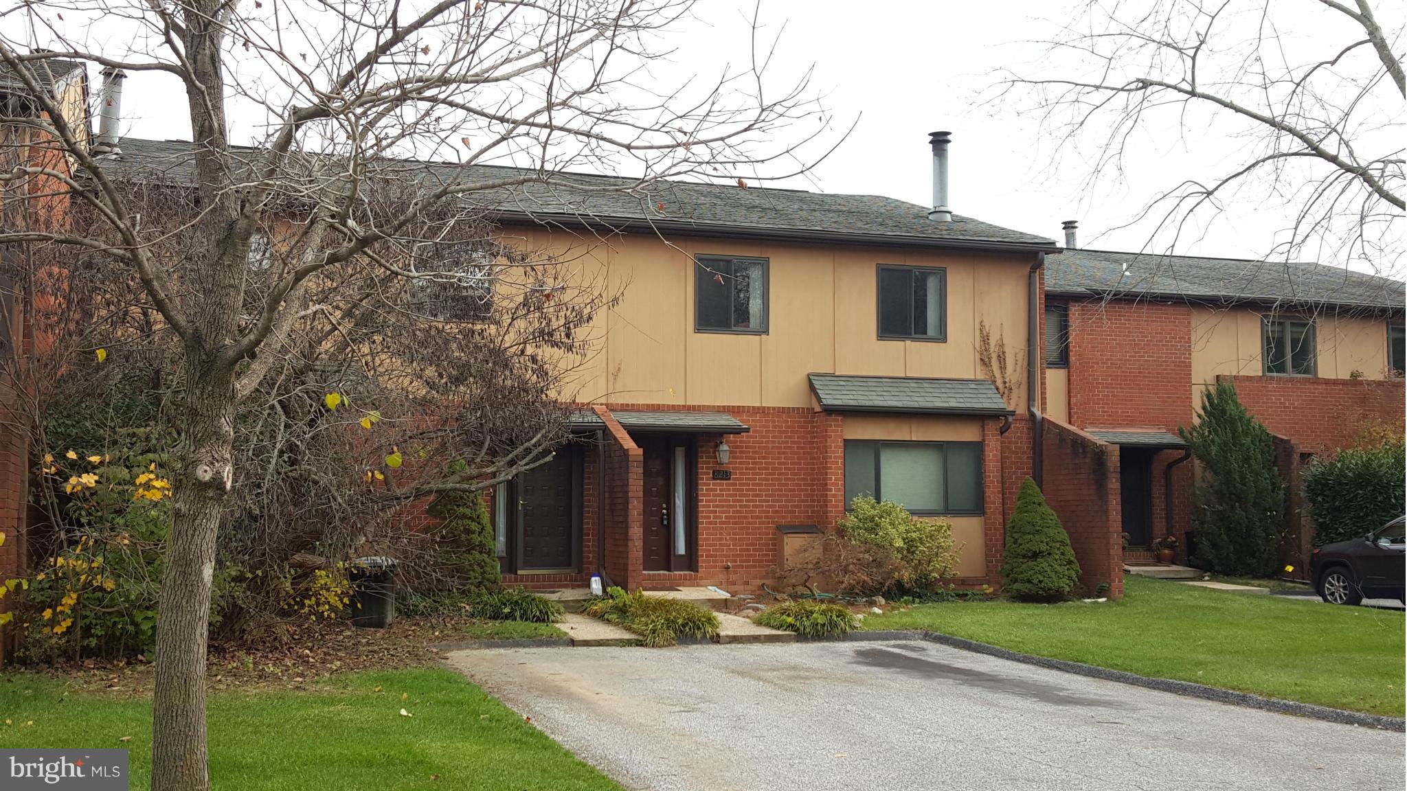 RUXTON CROSSING TOWNHSE - Residential