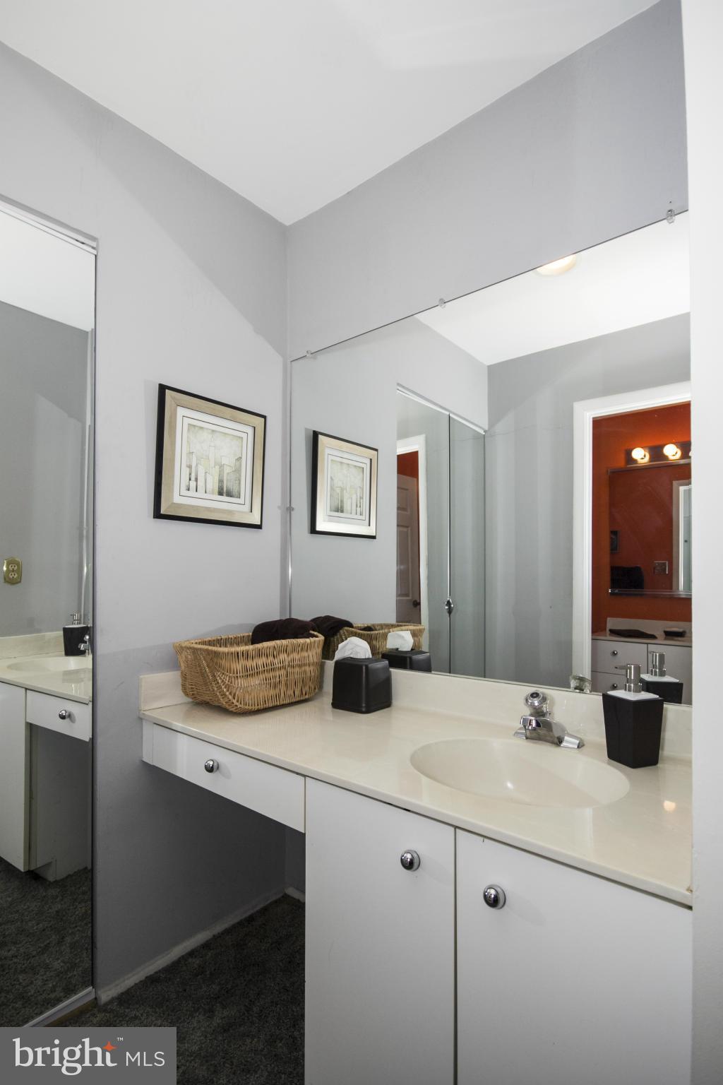 RUXTON CROSSING TOWNHSE - Residential