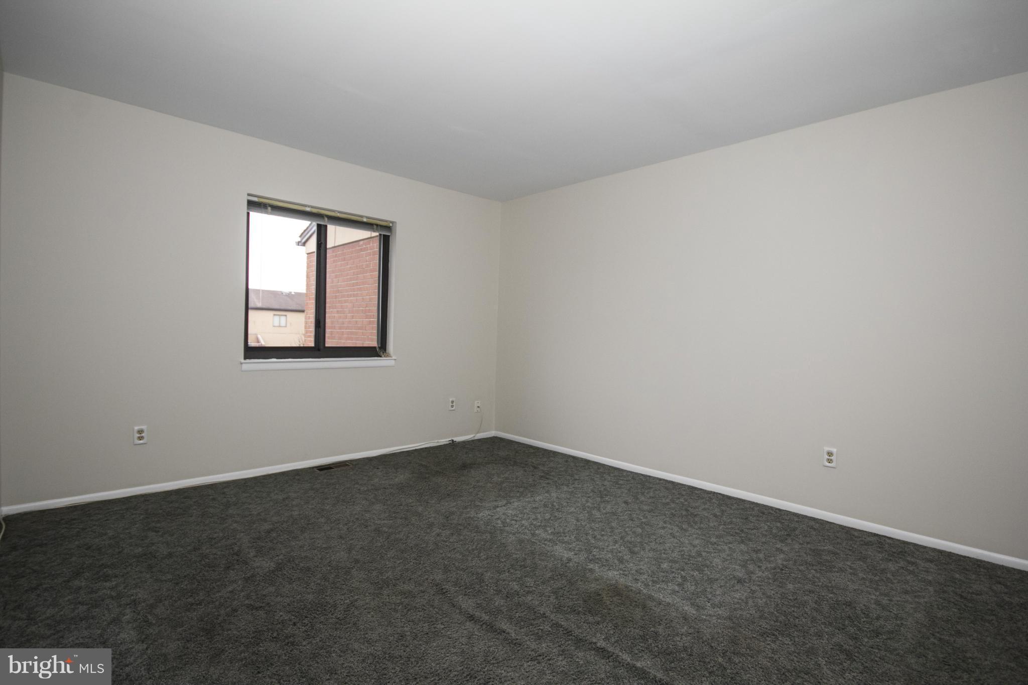 RUXTON CROSSING TOWNHSE - Residential