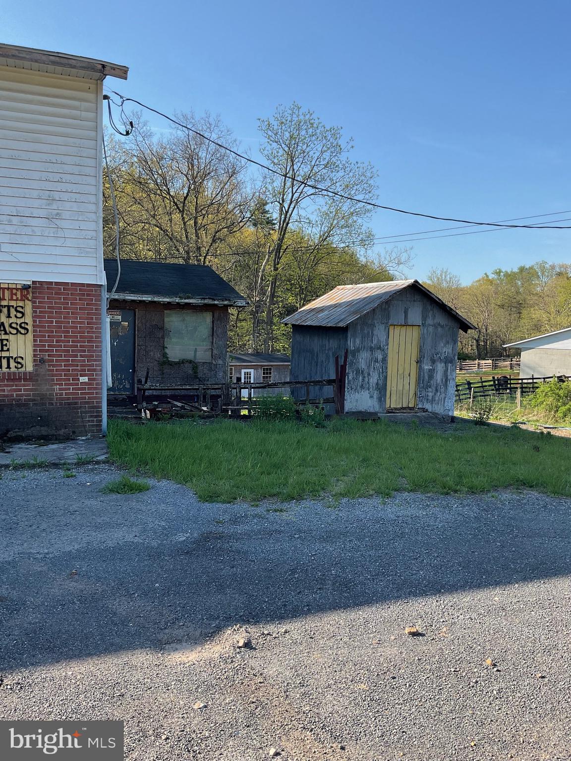 7330 BLOOMERY PIKE