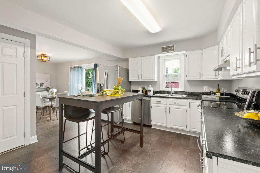 CASTLETON - Residential