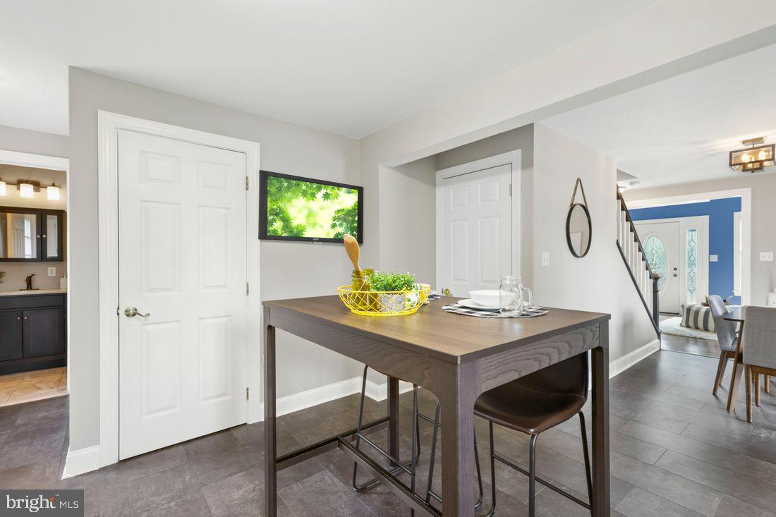 CASTLETON - Residential