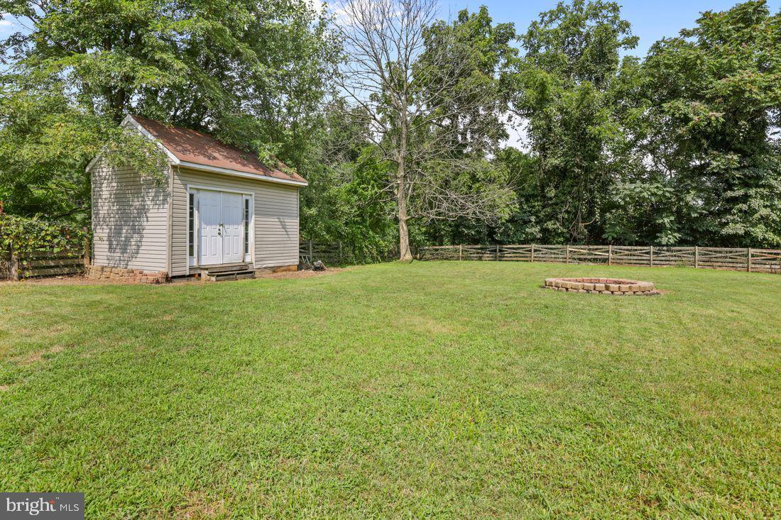 CASTLETON - Residential