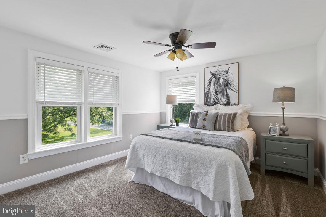 CASTLETON - Residential