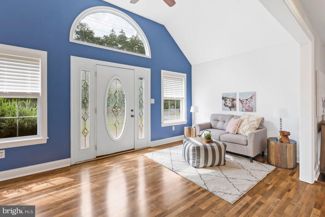 CASTLETON - Residential