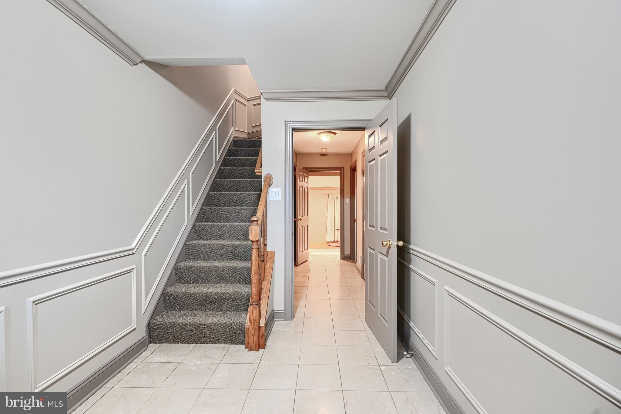 8102 DERBY LANE 4D2