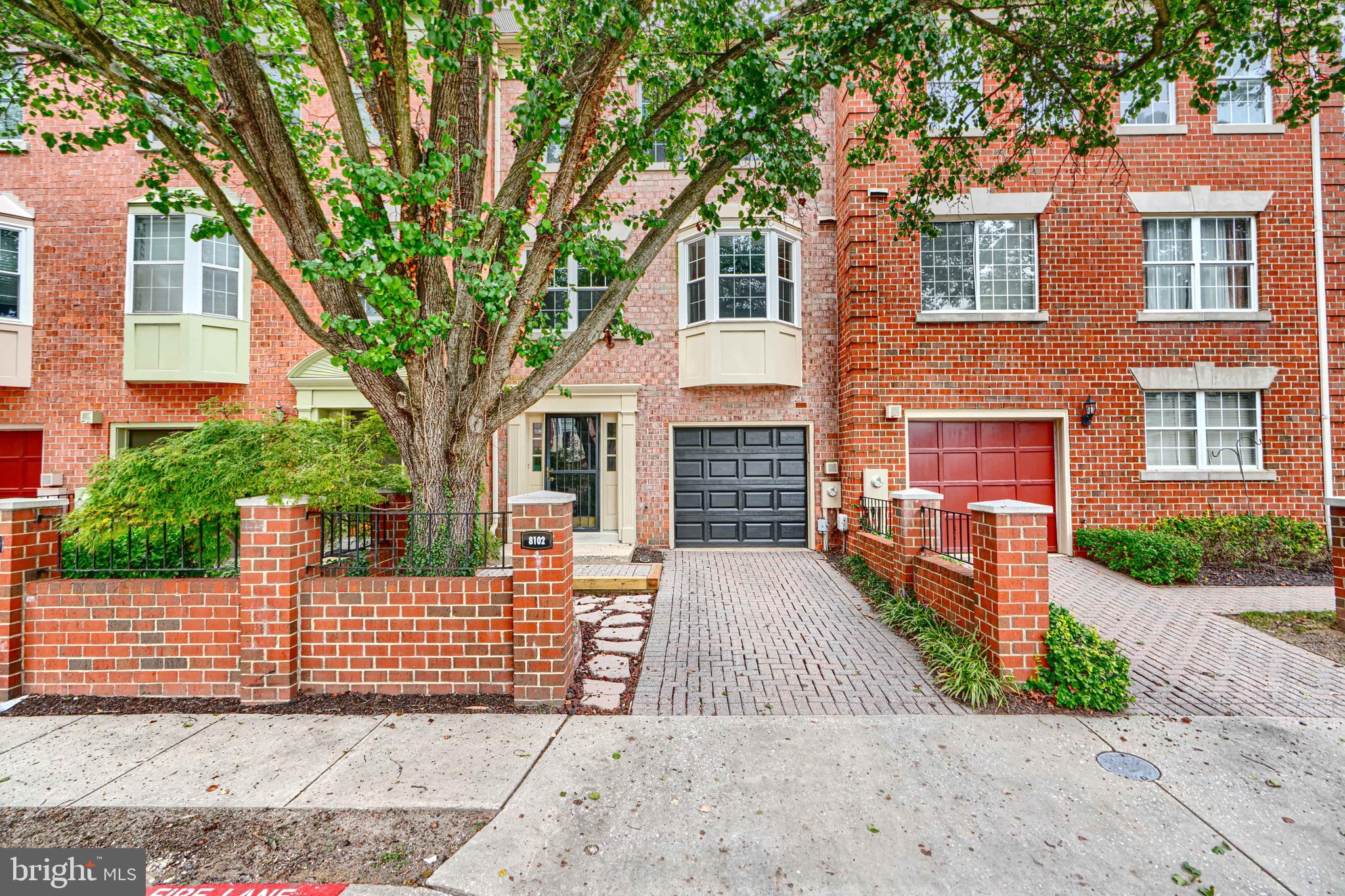 8102 DERBY LANE 4D2