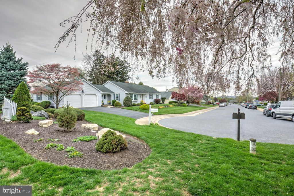 Photo of 2 Meadow Lane, NEW HOLLAND, PA 17557 (MLS # PALA2068800)