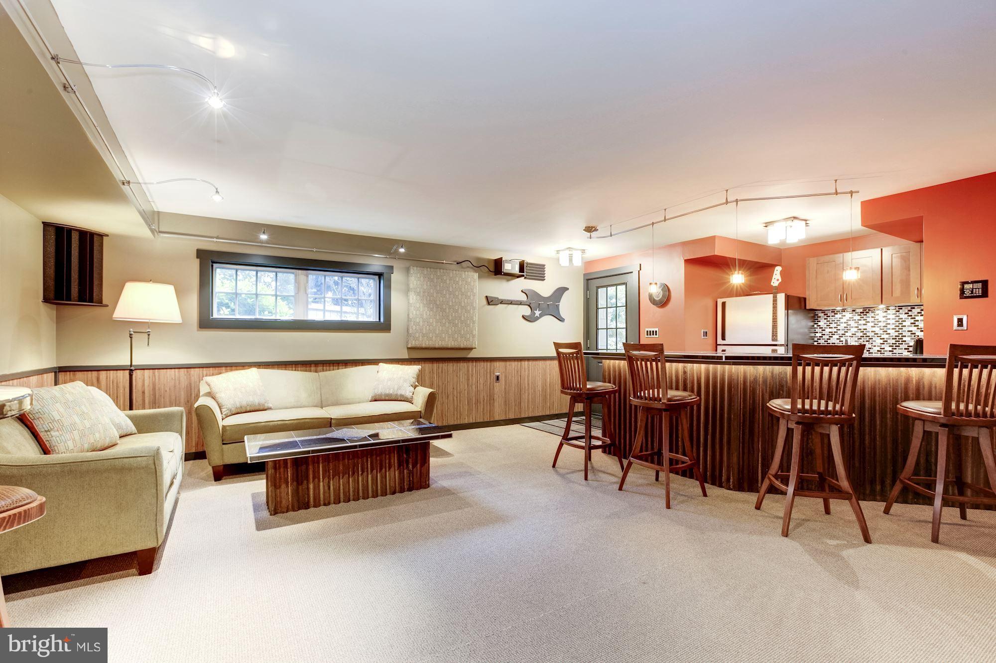 INGLESIDE - Residential