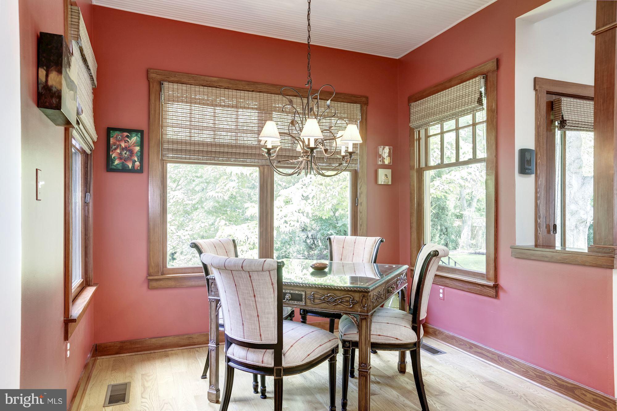 INGLESIDE - Residential