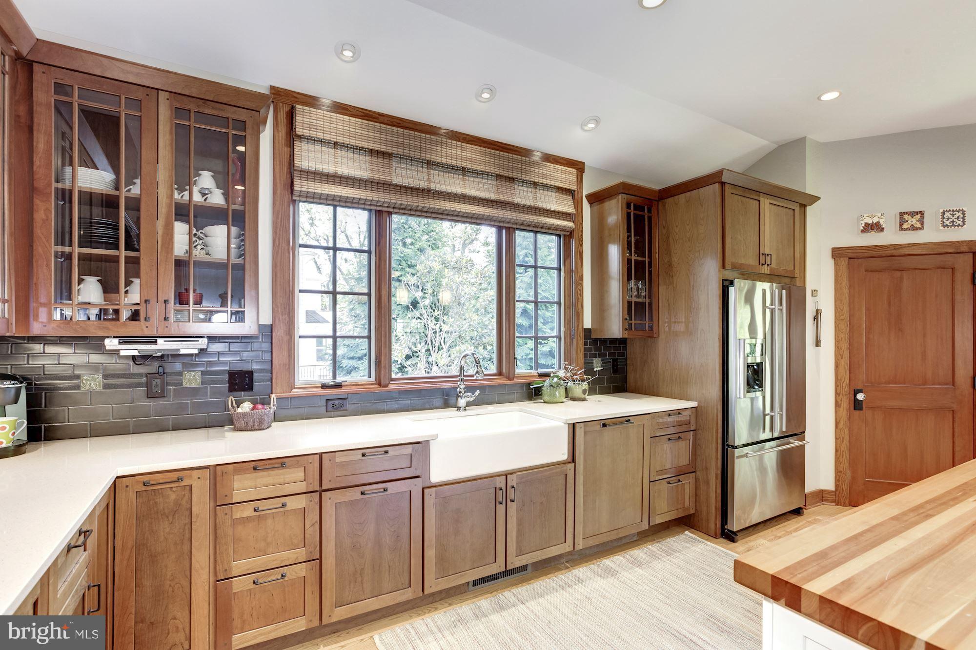 INGLESIDE - Residential