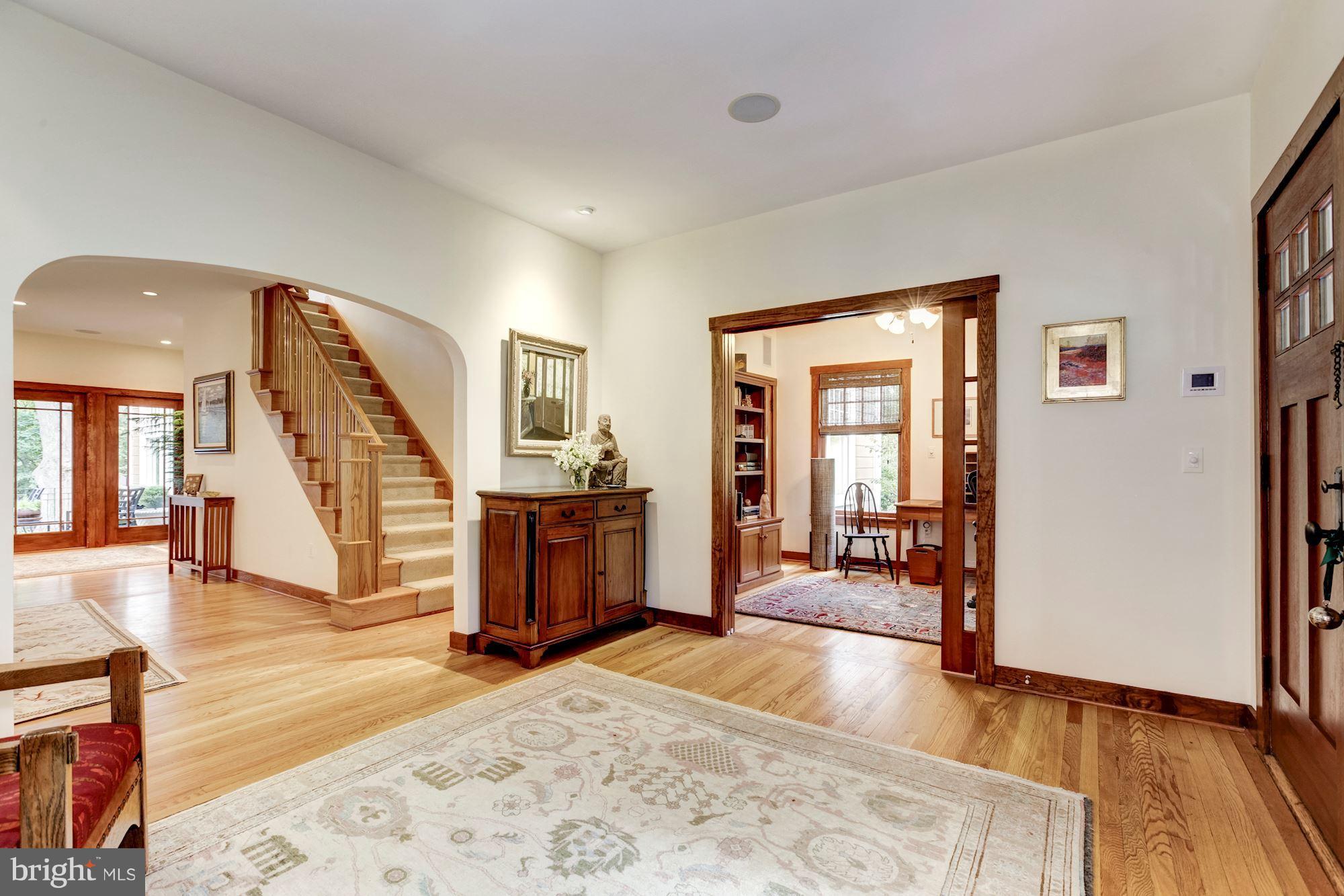 INGLESIDE - Residential