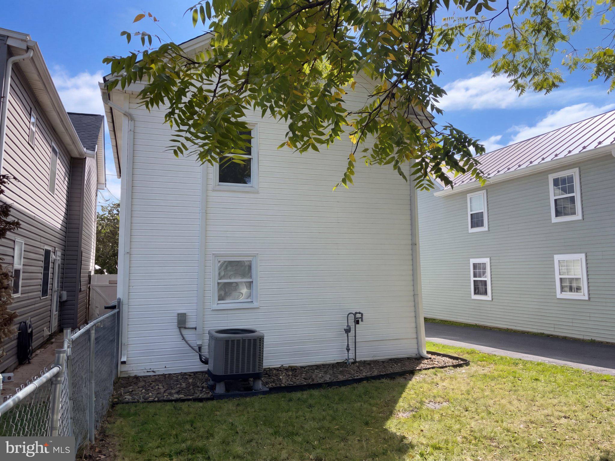 329 FAIRVIEW AVENUE