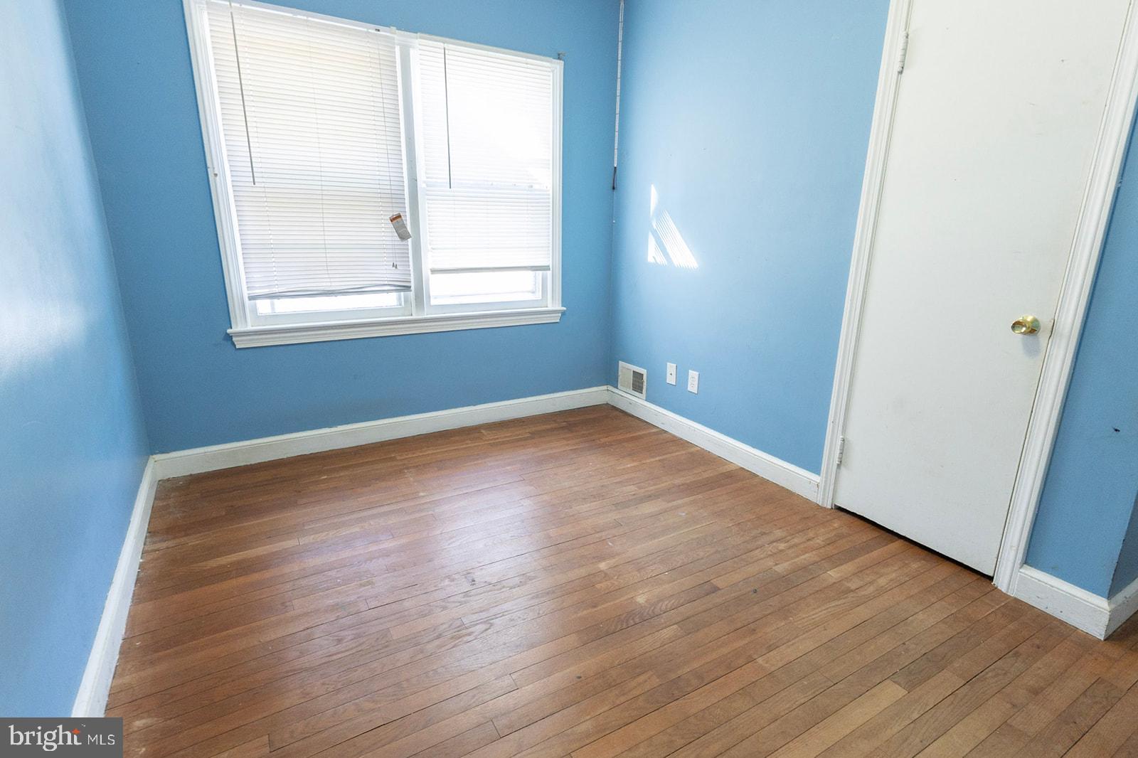 TOWN CREEK - Residential