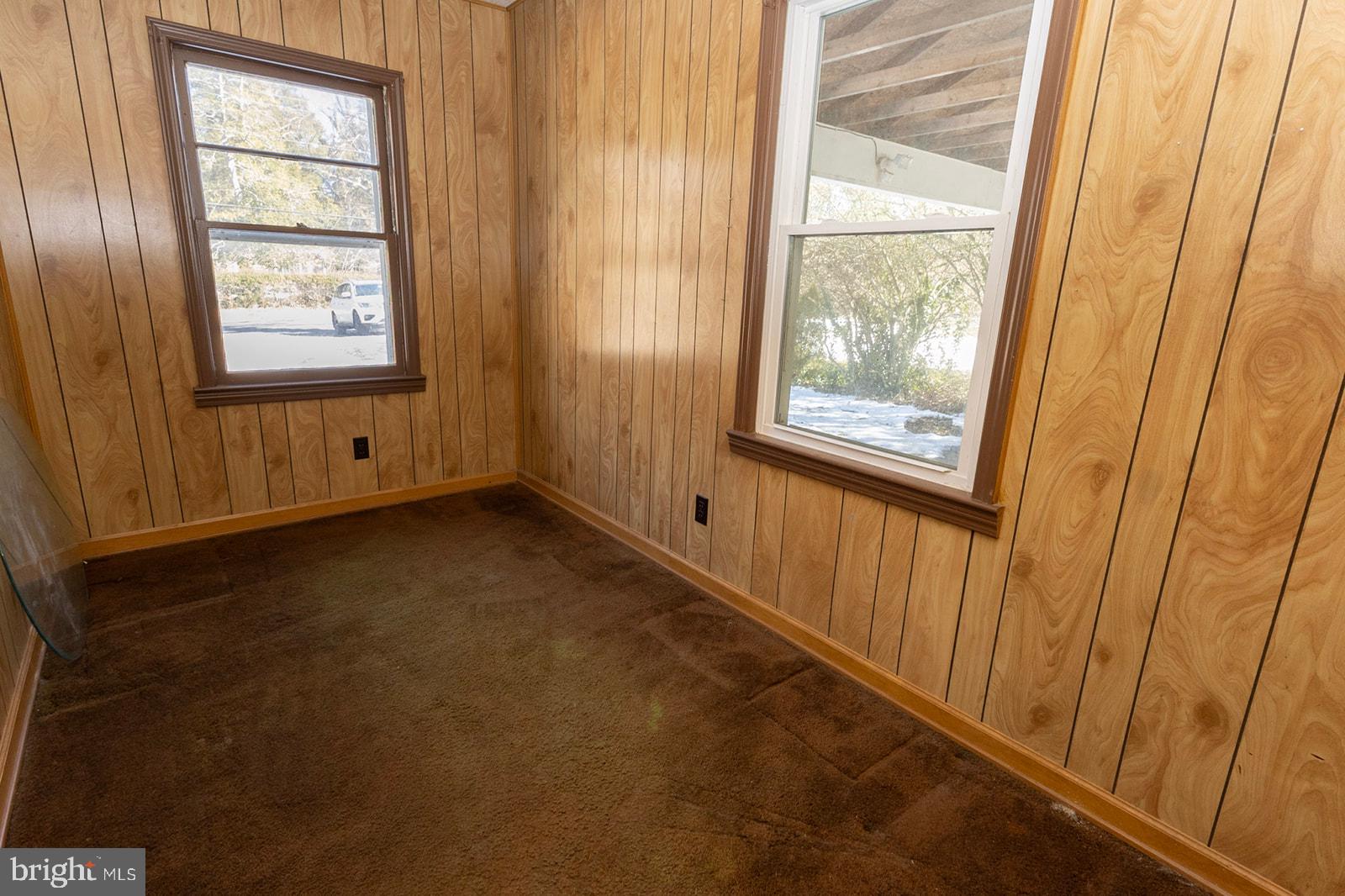 TOWN CREEK - Residential