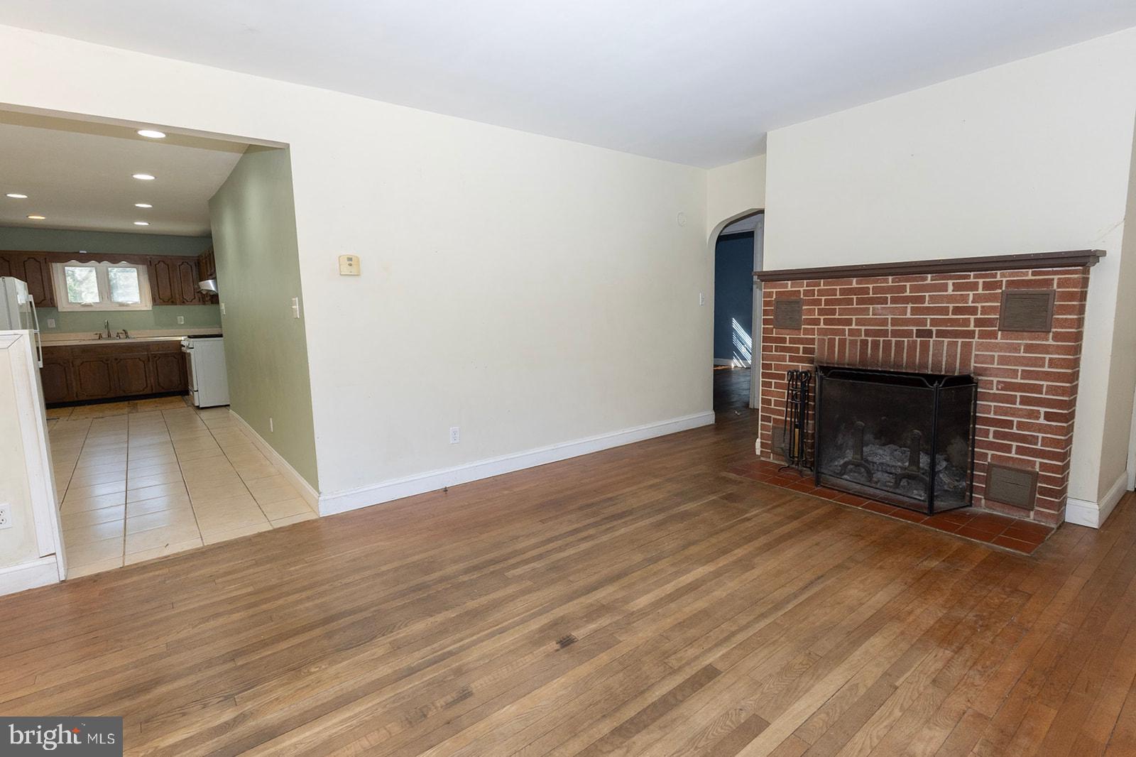 TOWN CREEK - Residential