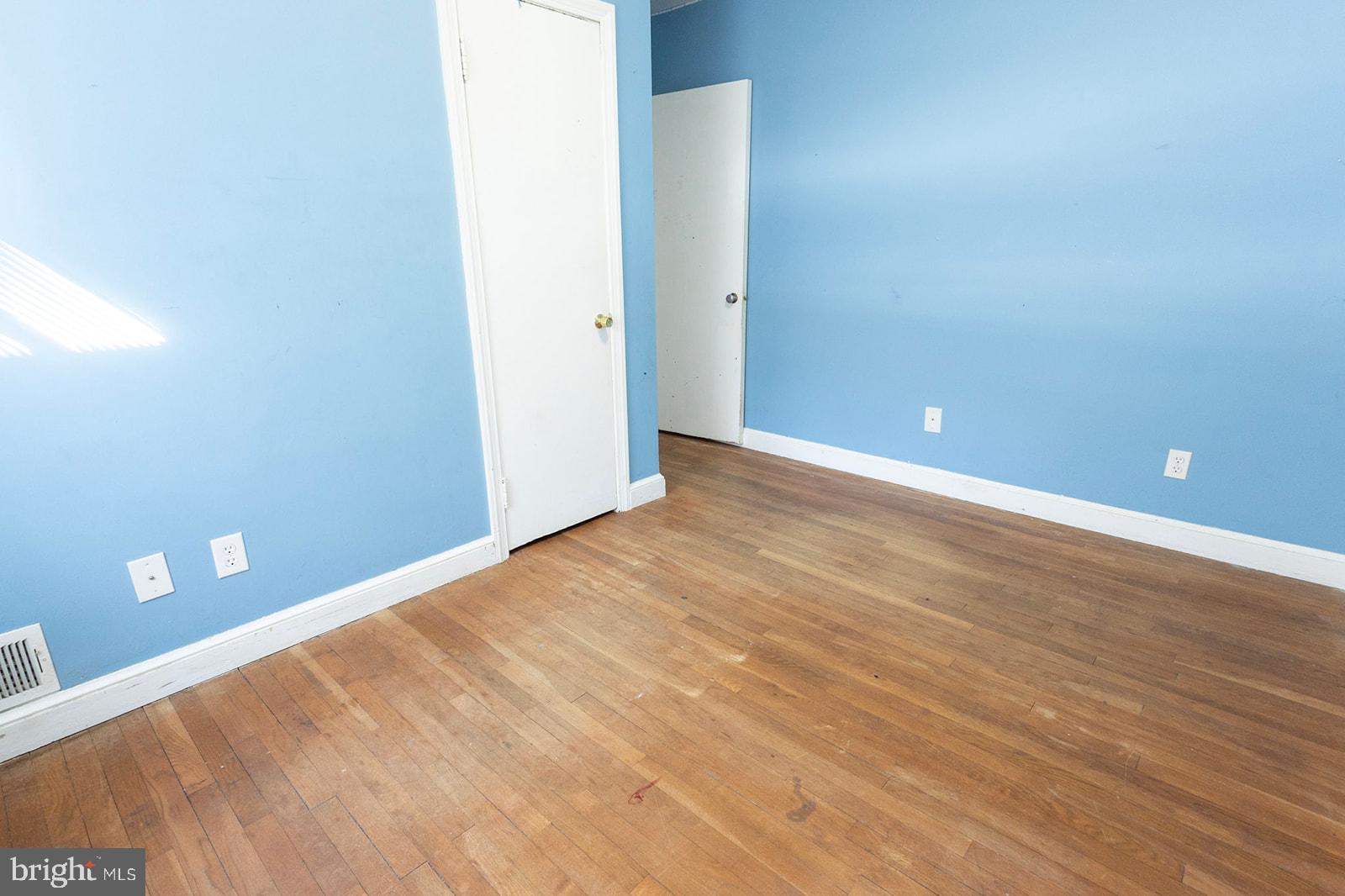 TOWN CREEK - Residential