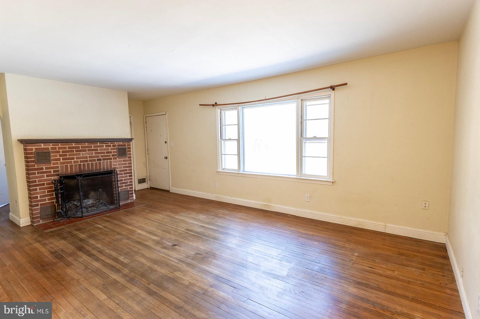 TOWN CREEK - Residential