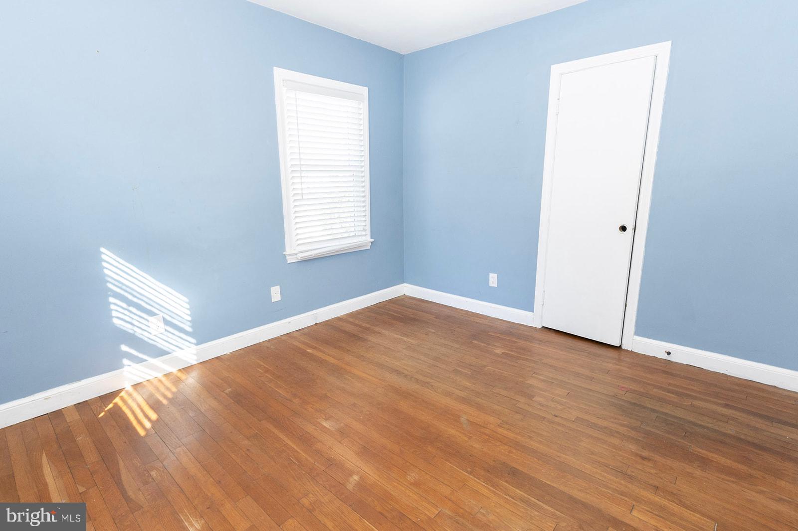 TOWN CREEK - Residential