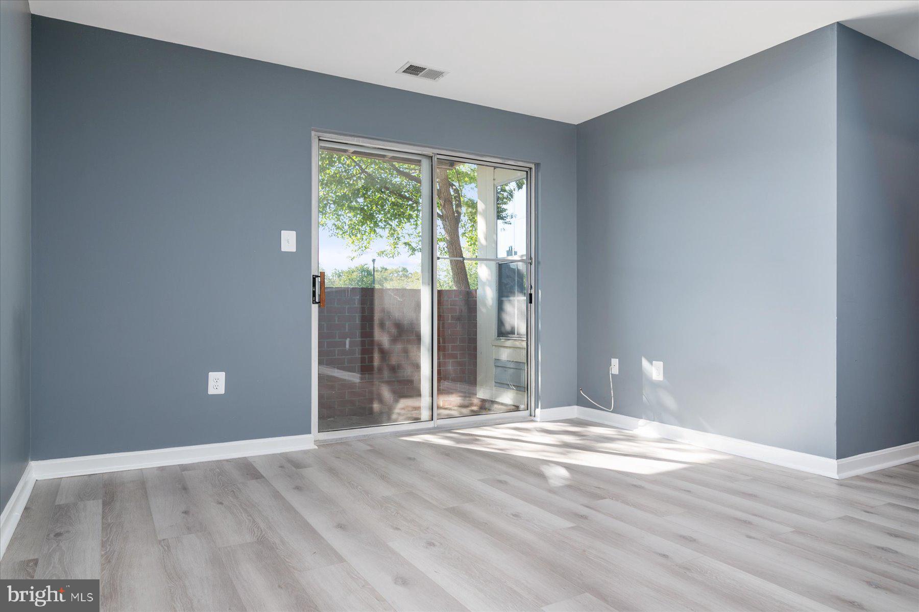 CROMWELL FOUNTAIN - Residential Lease