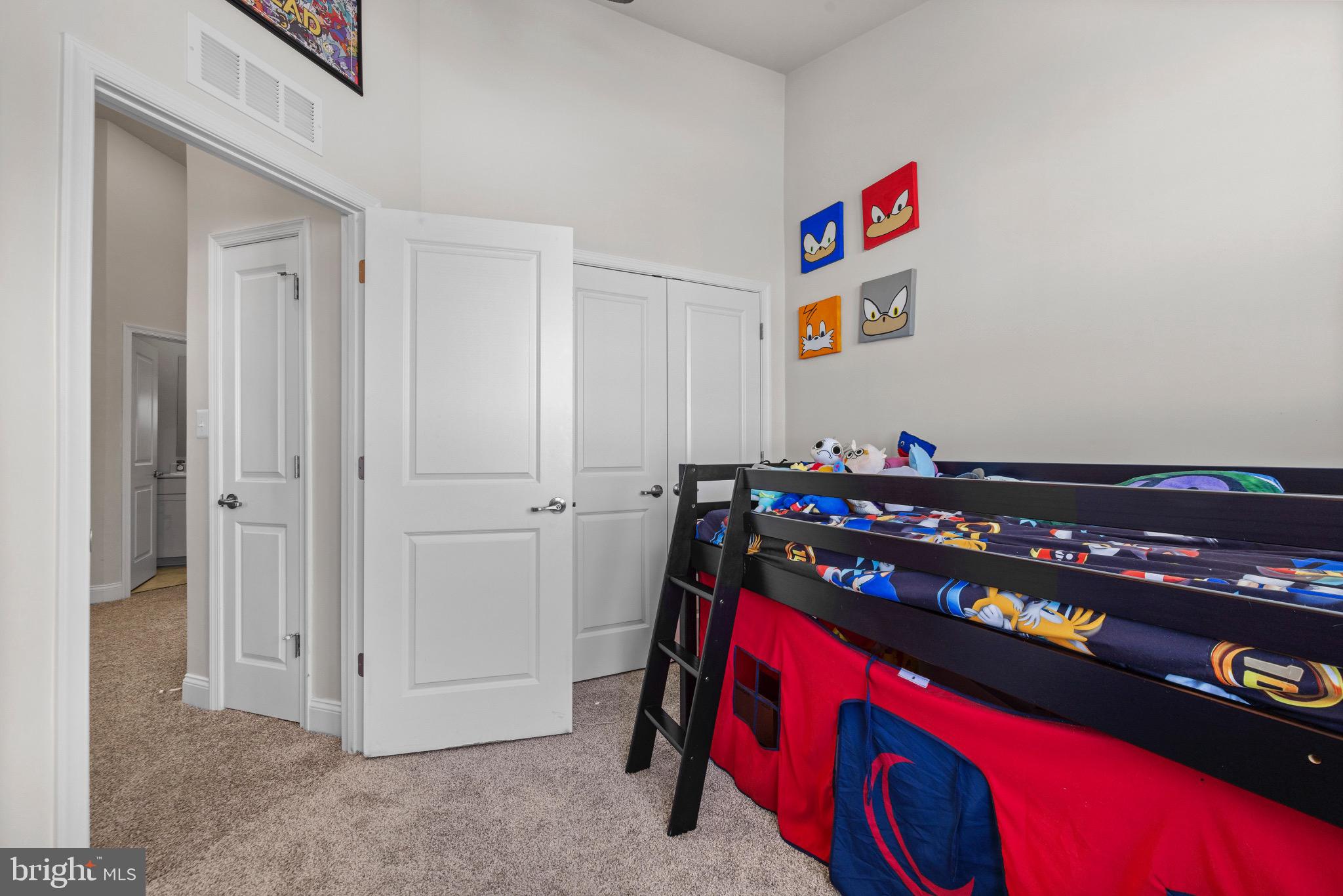 TRAILS AT BEECH CREEK - Residential Lease