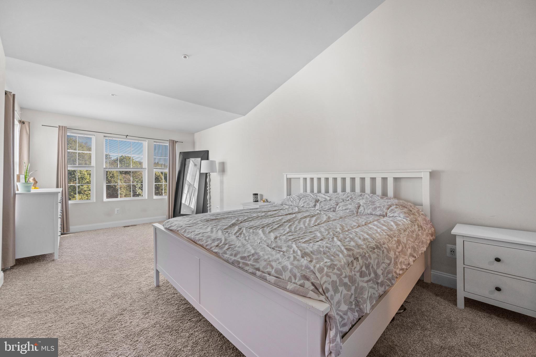 TRAILS AT BEECH CREEK - Residential Lease