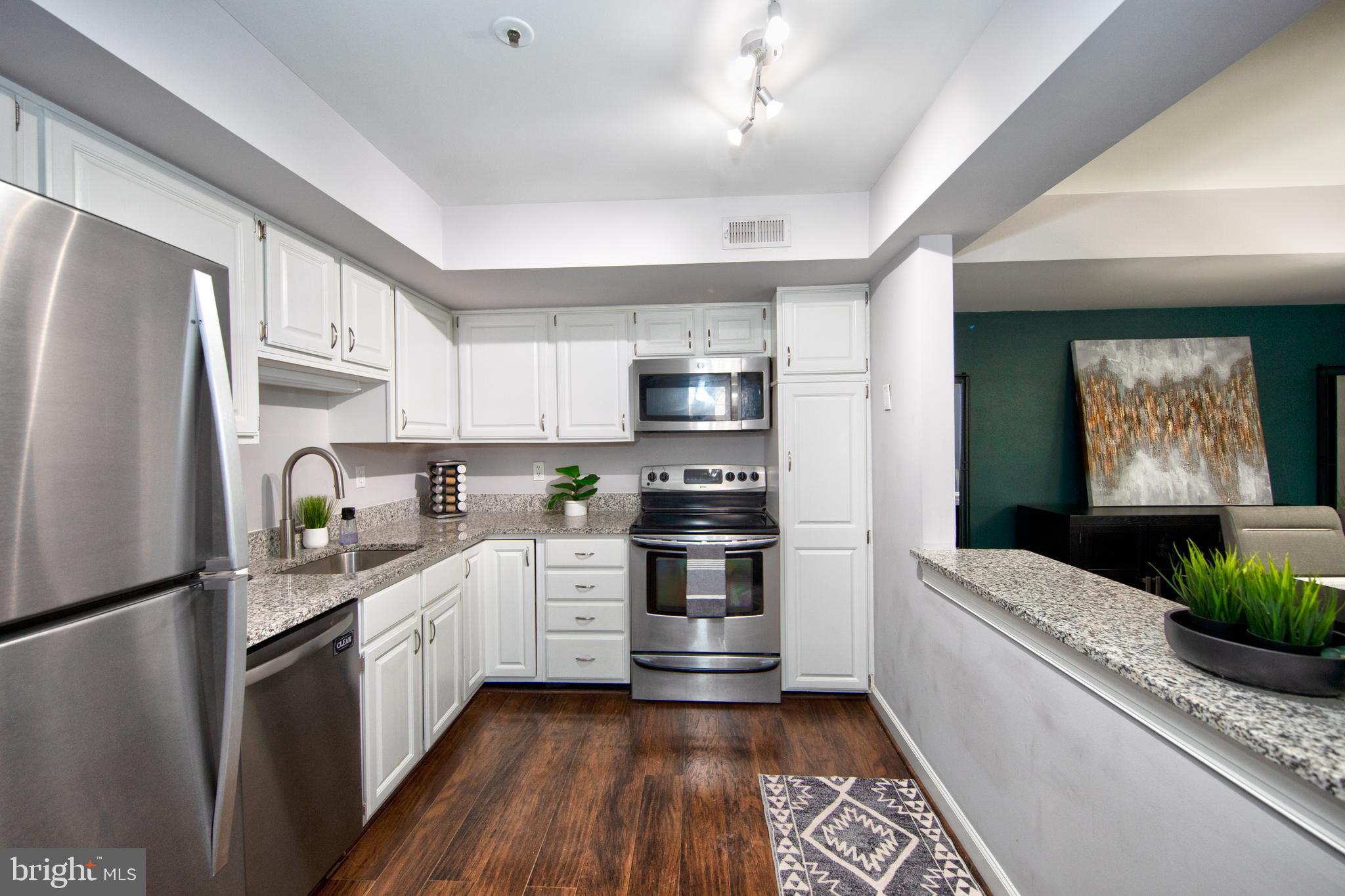 BRENTWOOD PARK - Residential