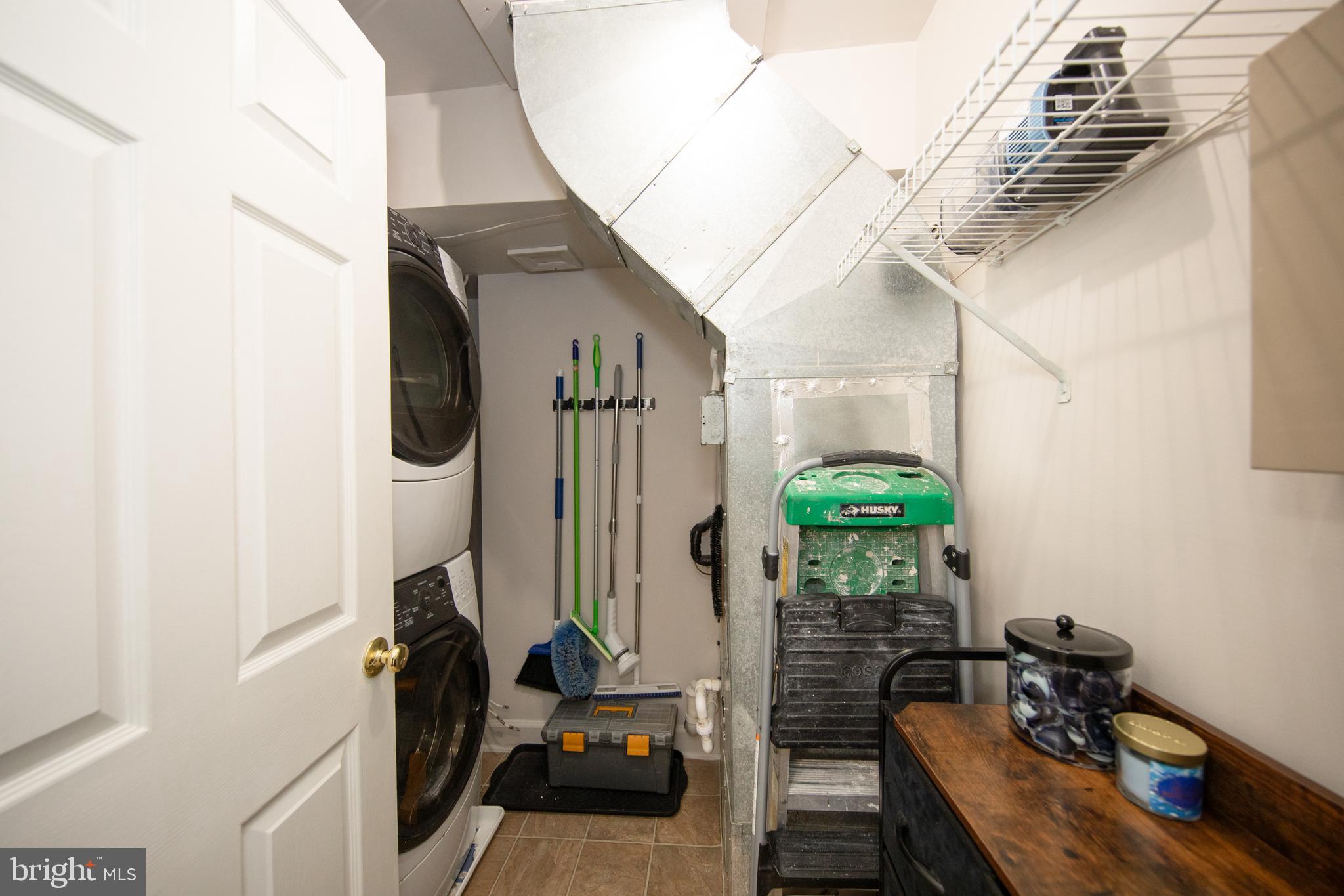 BRENTWOOD PARK - Residential