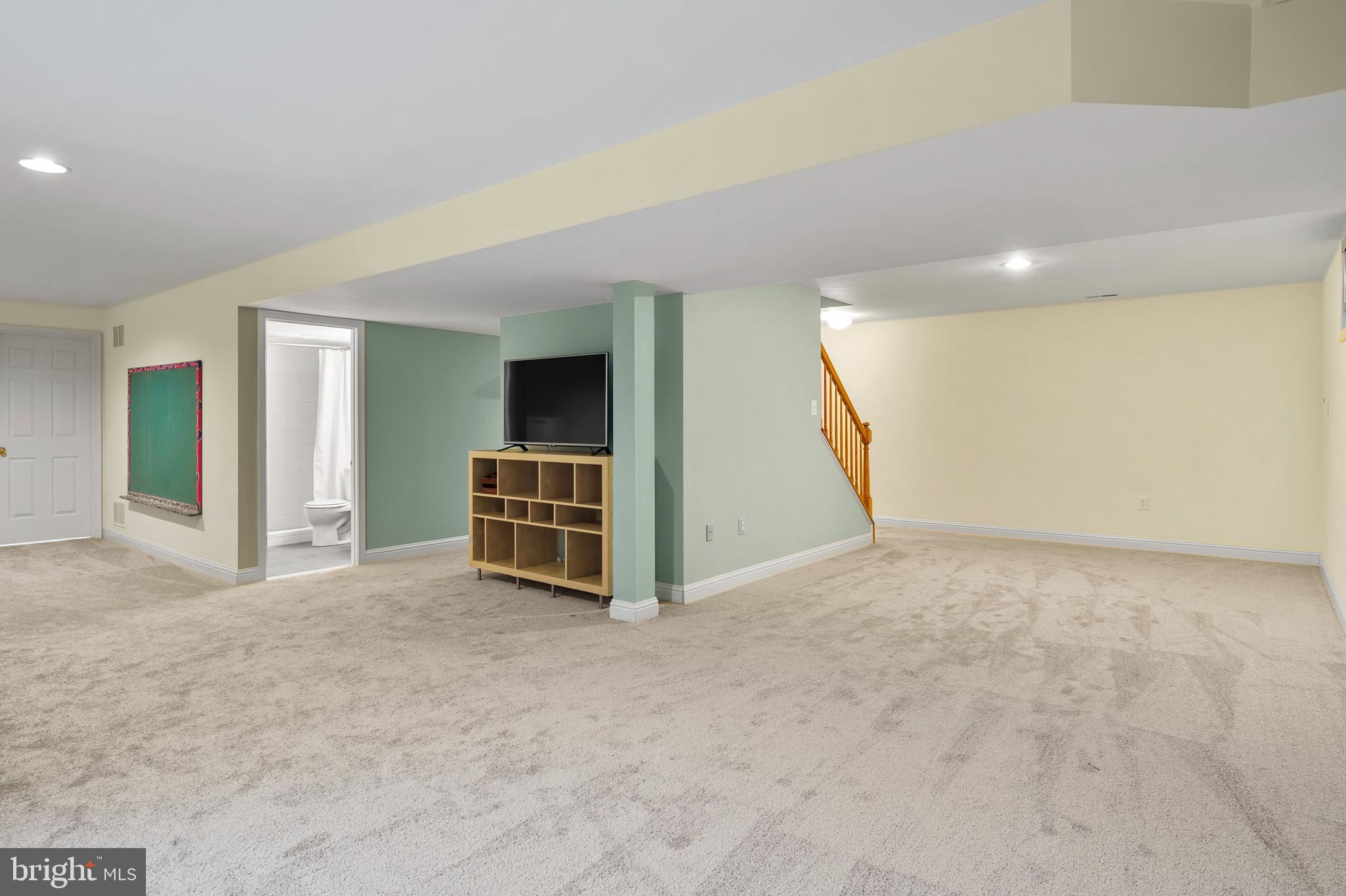 THE WILLOWS OF CROFTON - Residential