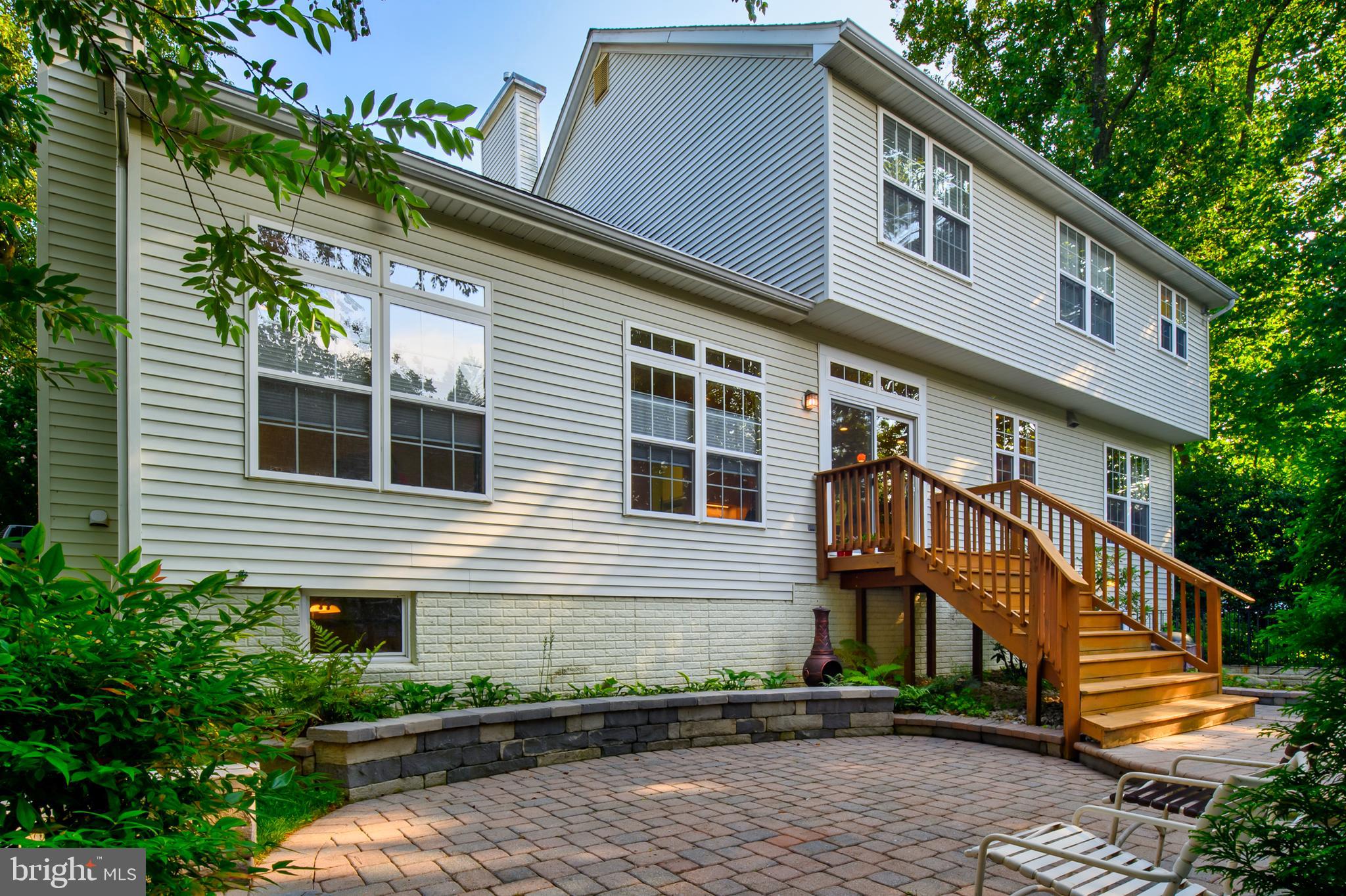 THE WILLOWS OF CROFTON - Residential