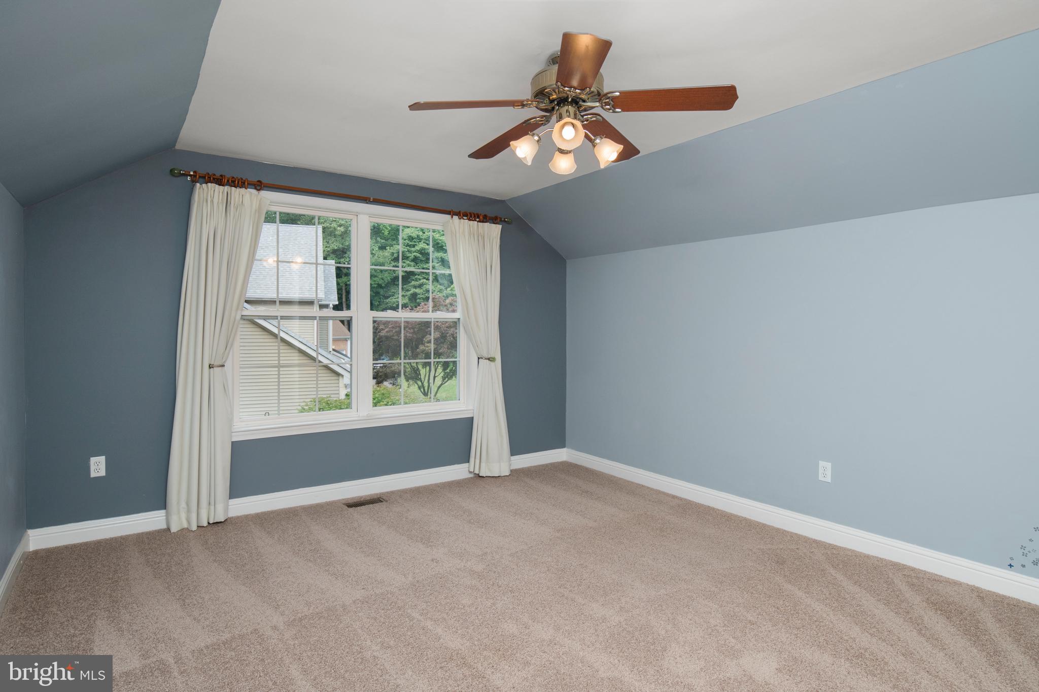 THE WILLOWS OF CROFTON - Residential