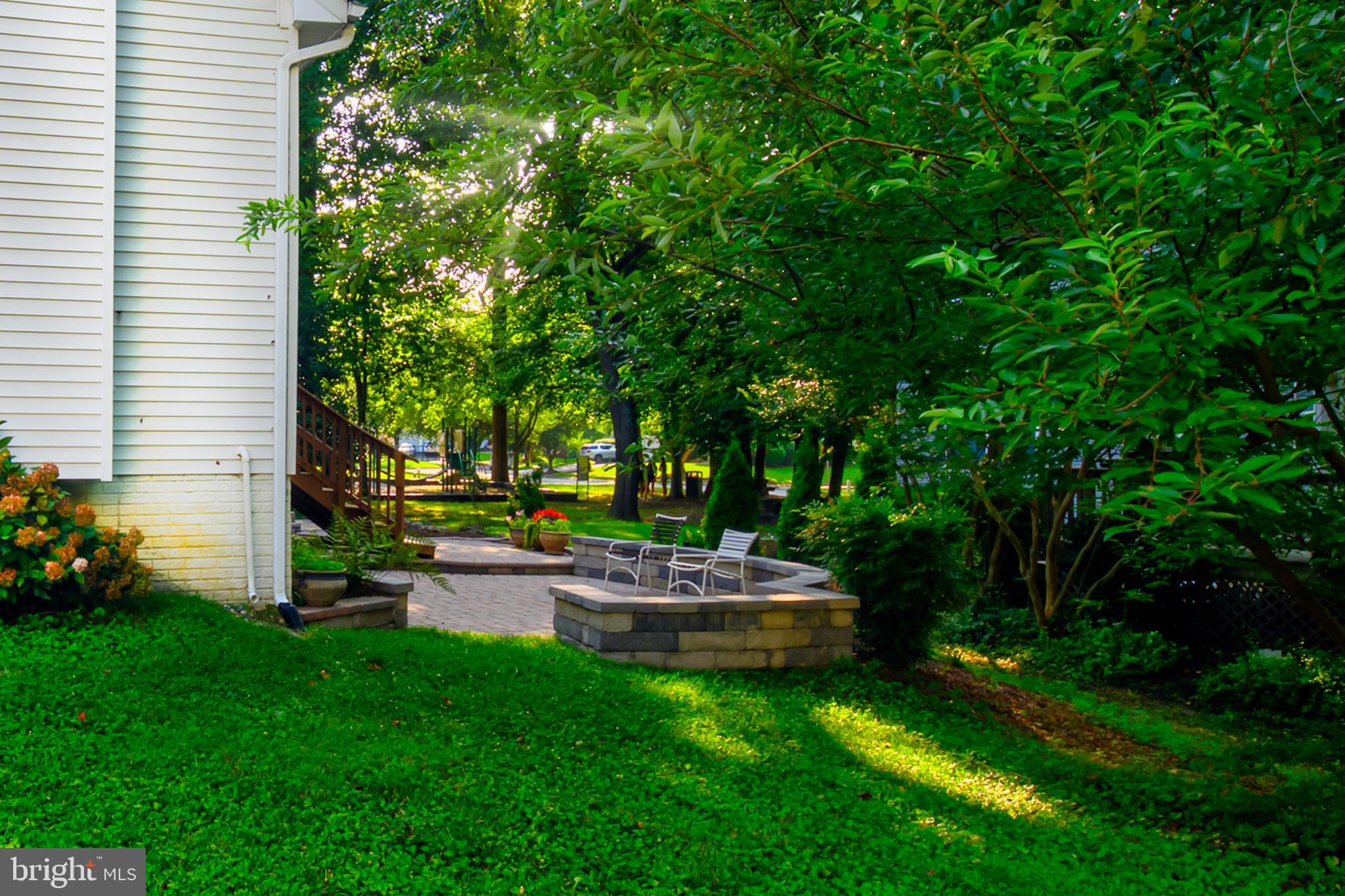 THE WILLOWS OF CROFTON - Residential