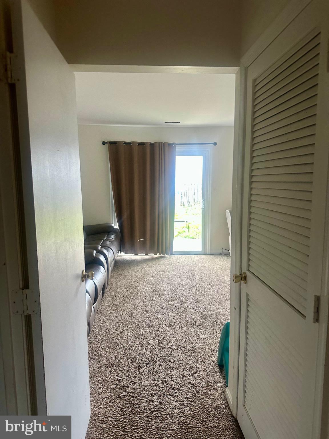 COUNTRYSIDE - Residential