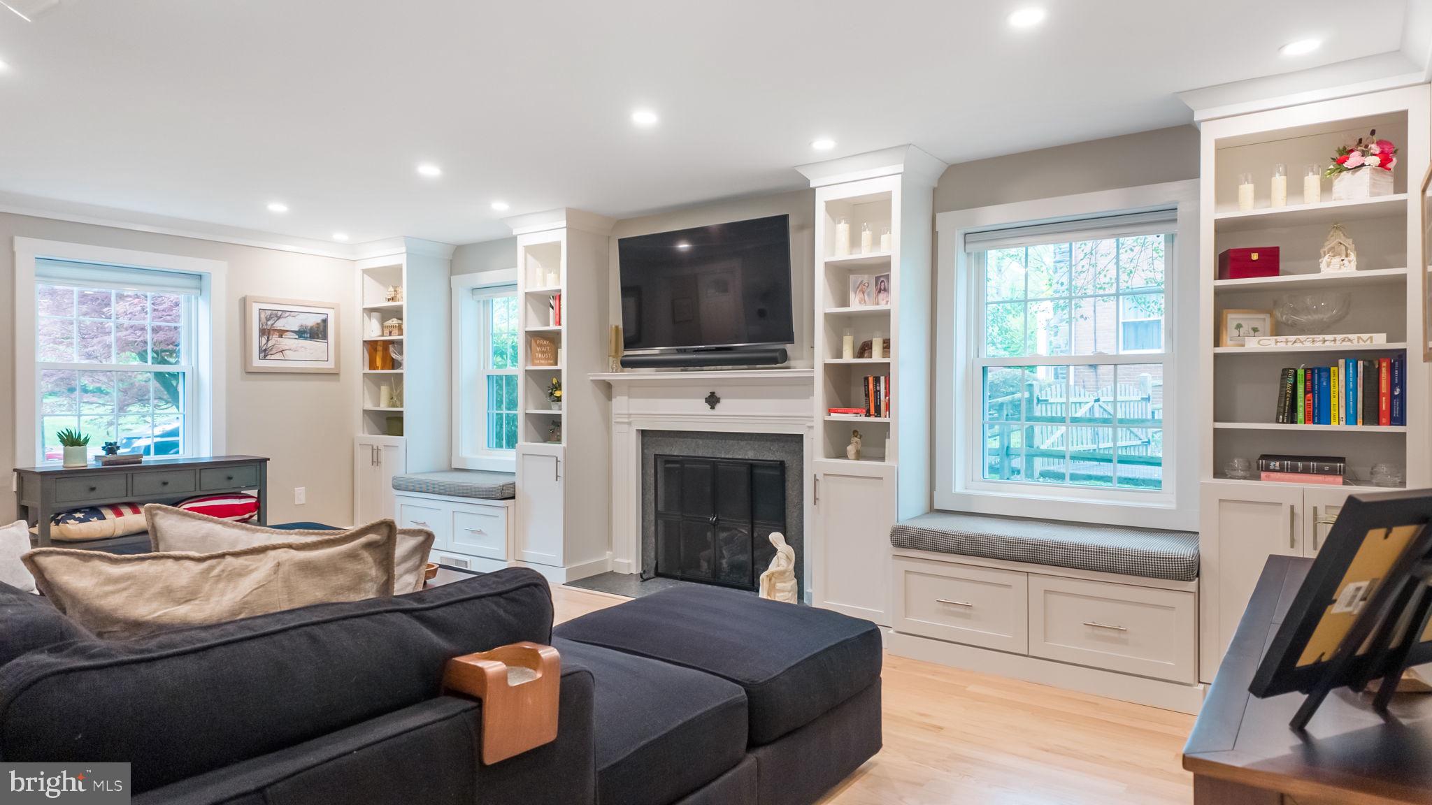 GLENSIDE - Residential