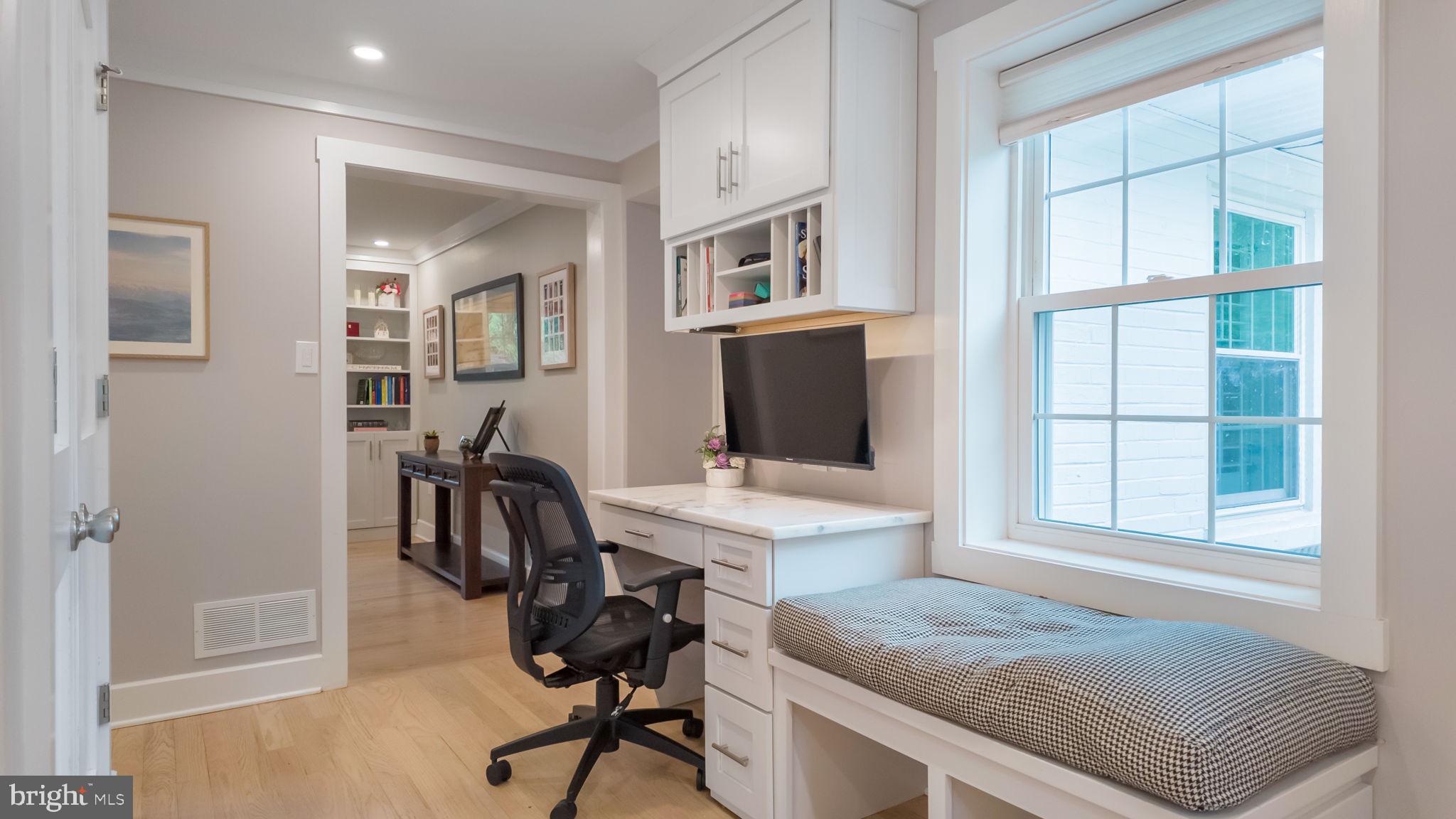 GLENSIDE - Residential