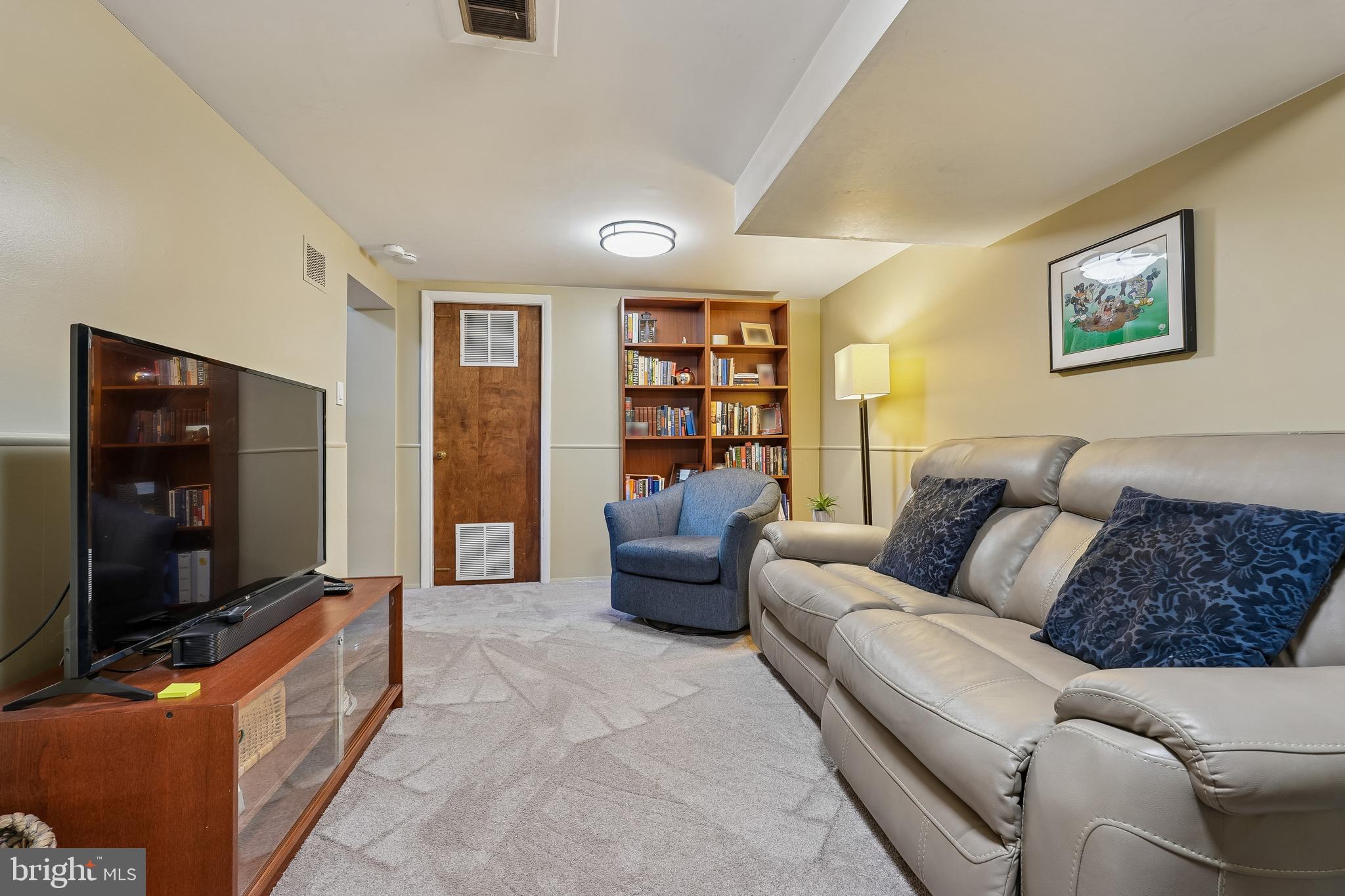 GEORGETOWN VILLAGE - Residential