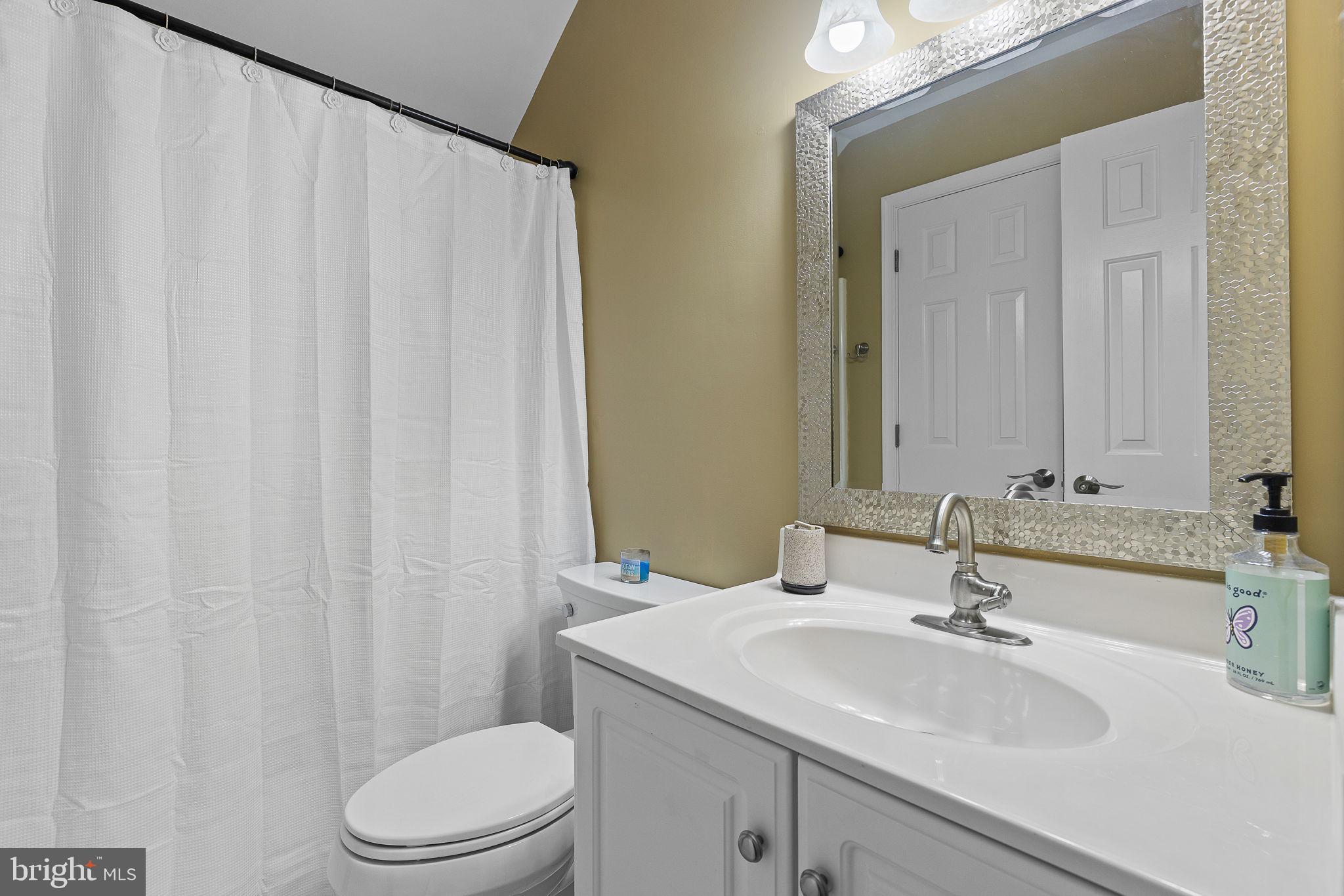 SEVEN LAKES - Residential