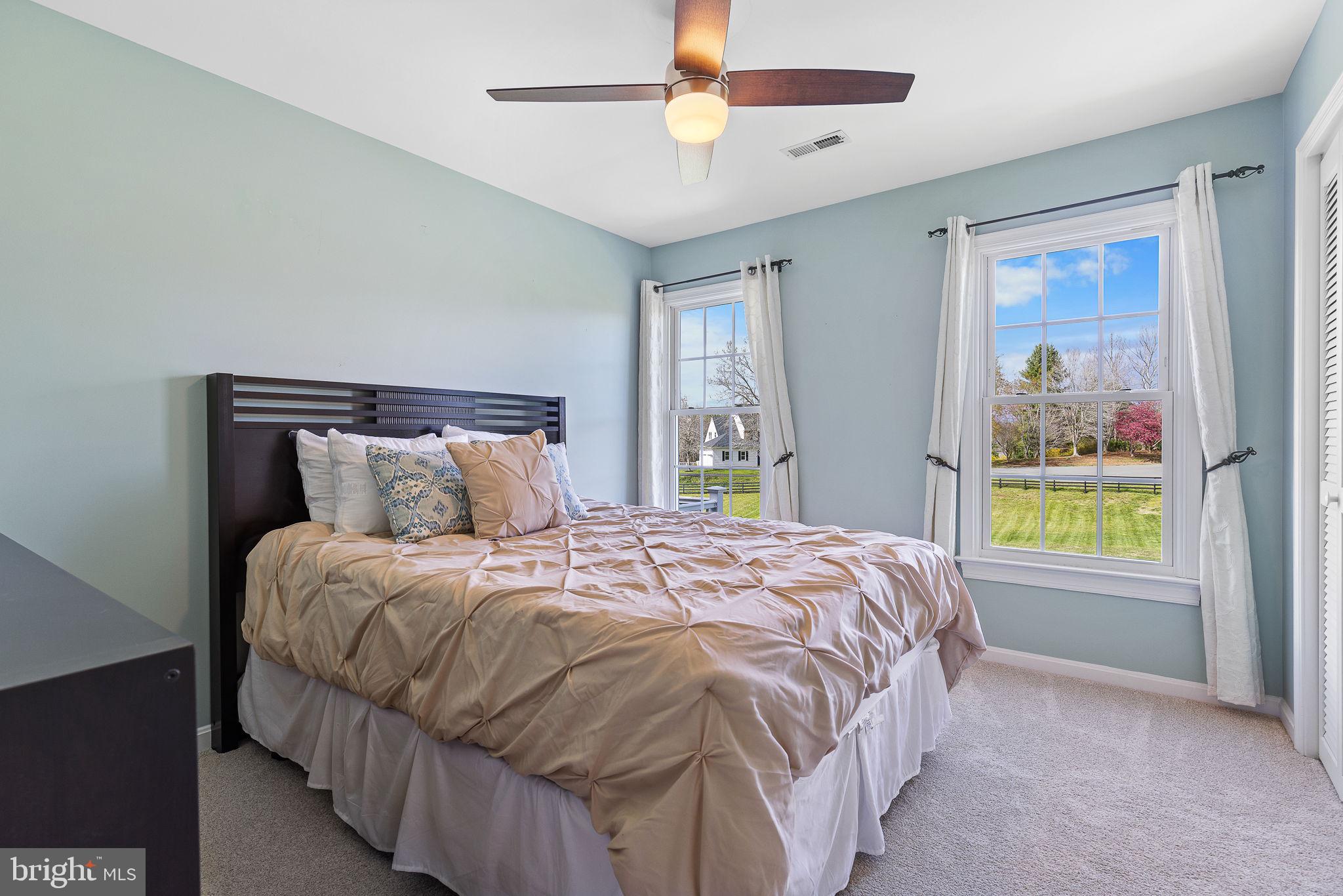 SEVEN LAKES - Residential