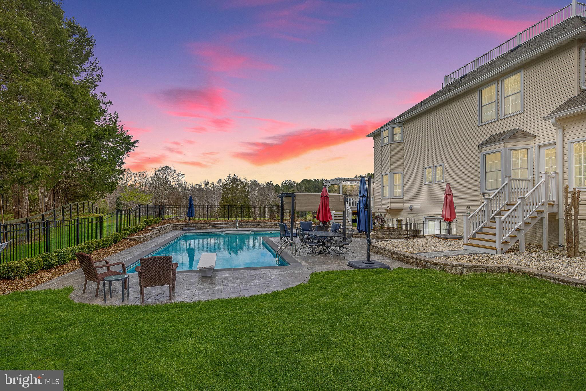 SEVEN LAKES - Residential