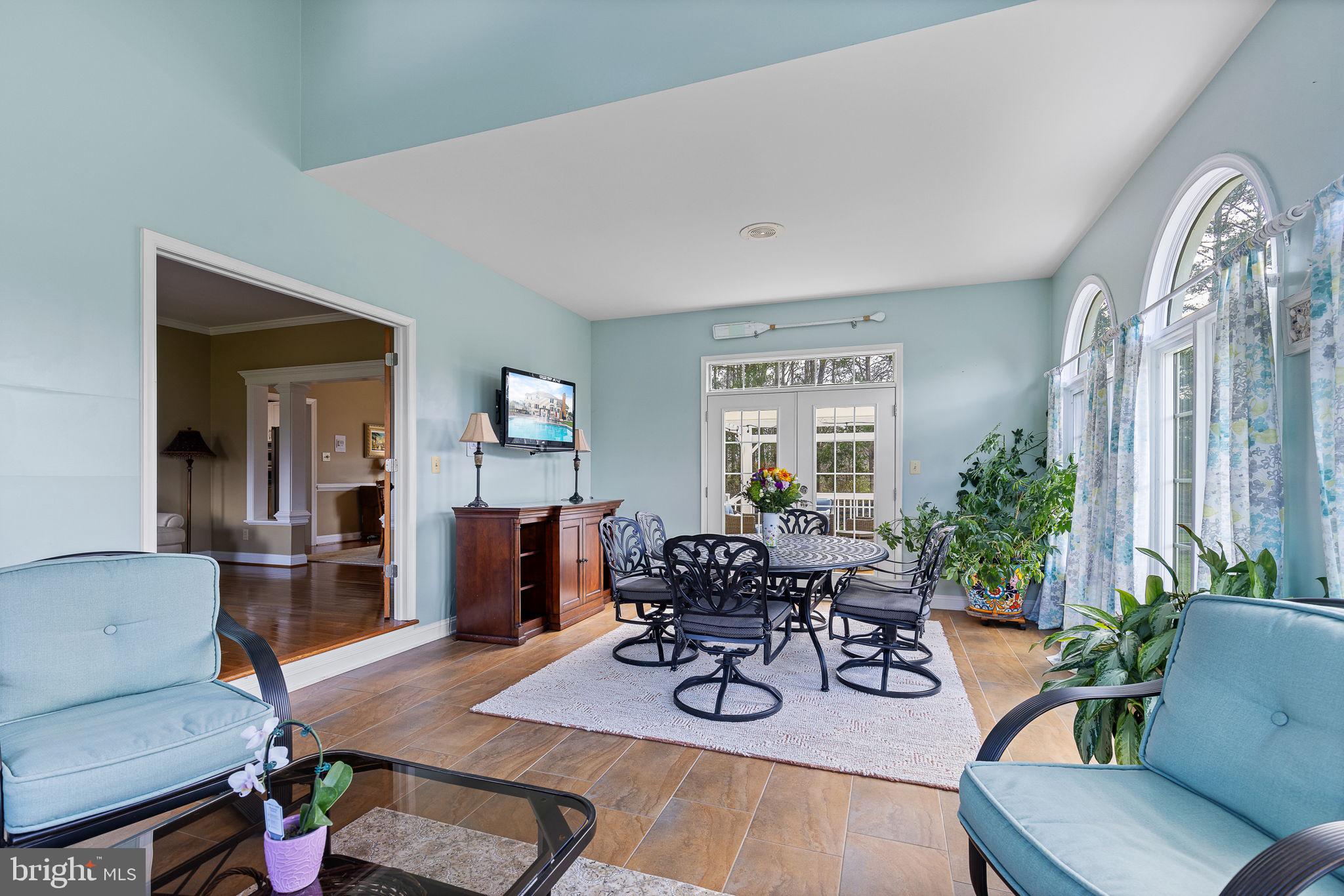 SEVEN LAKES - Residential