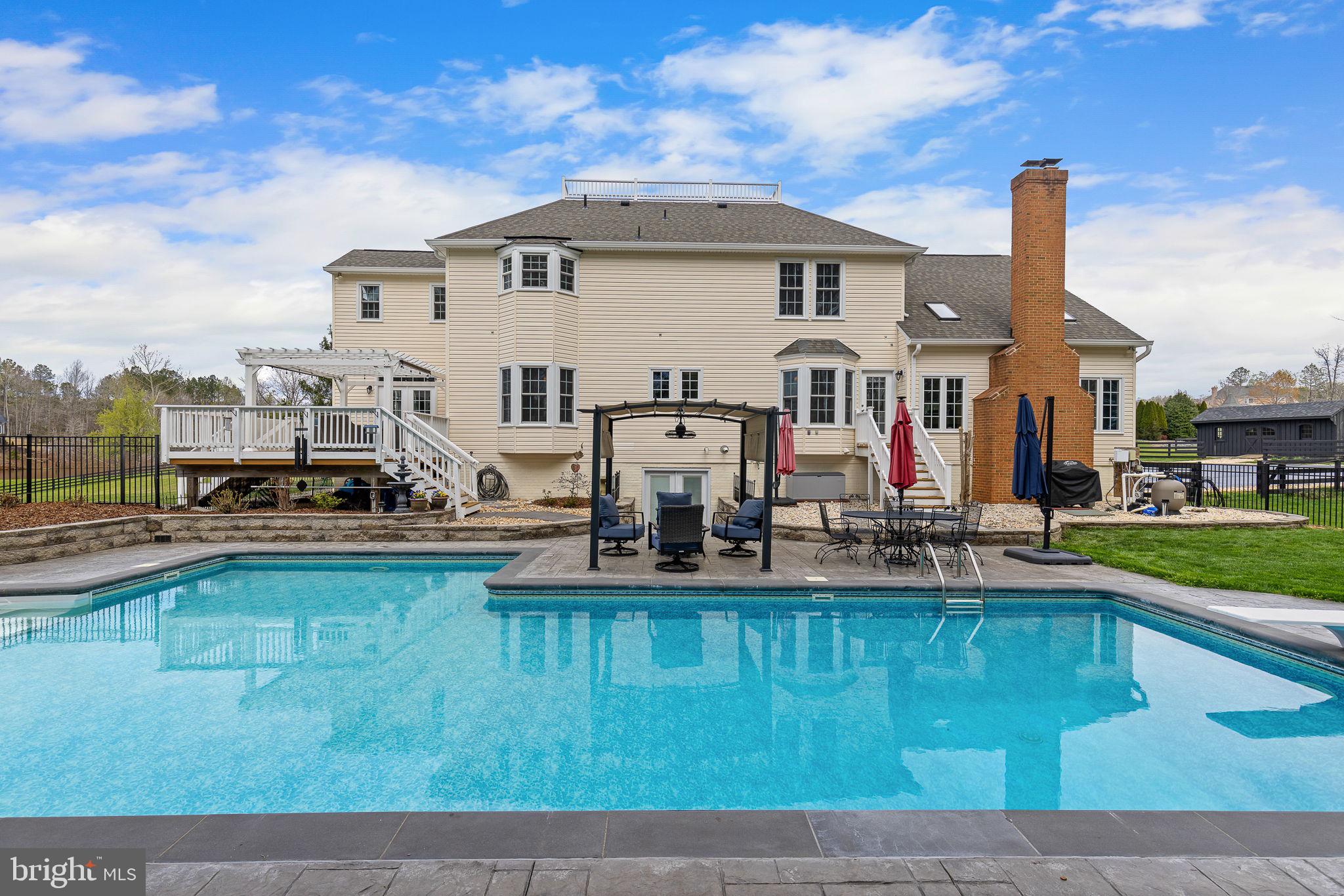 SEVEN LAKES - Residential