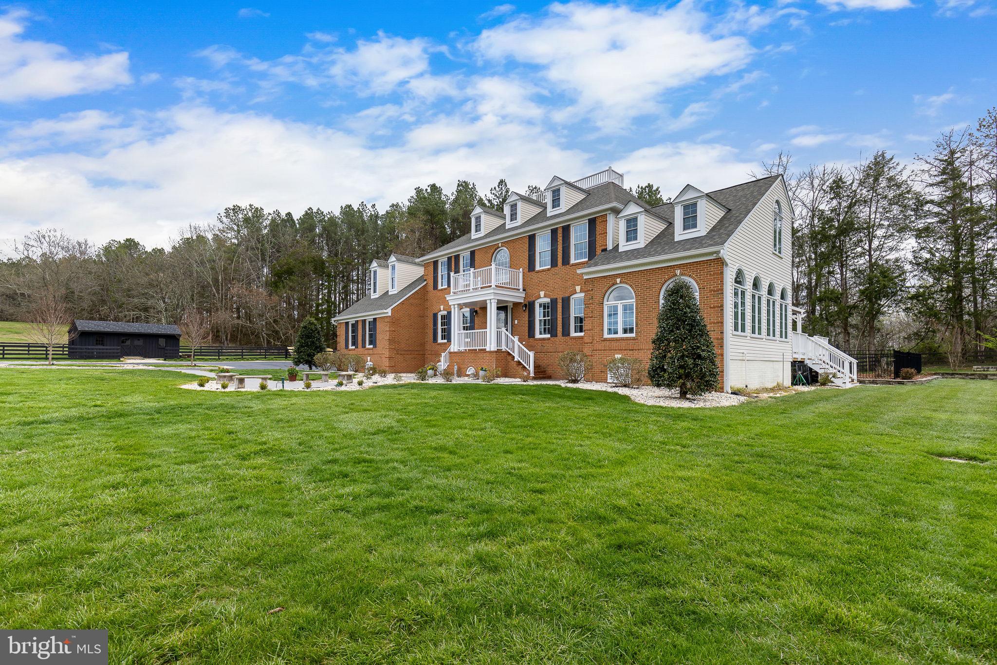 SEVEN LAKES - Residential