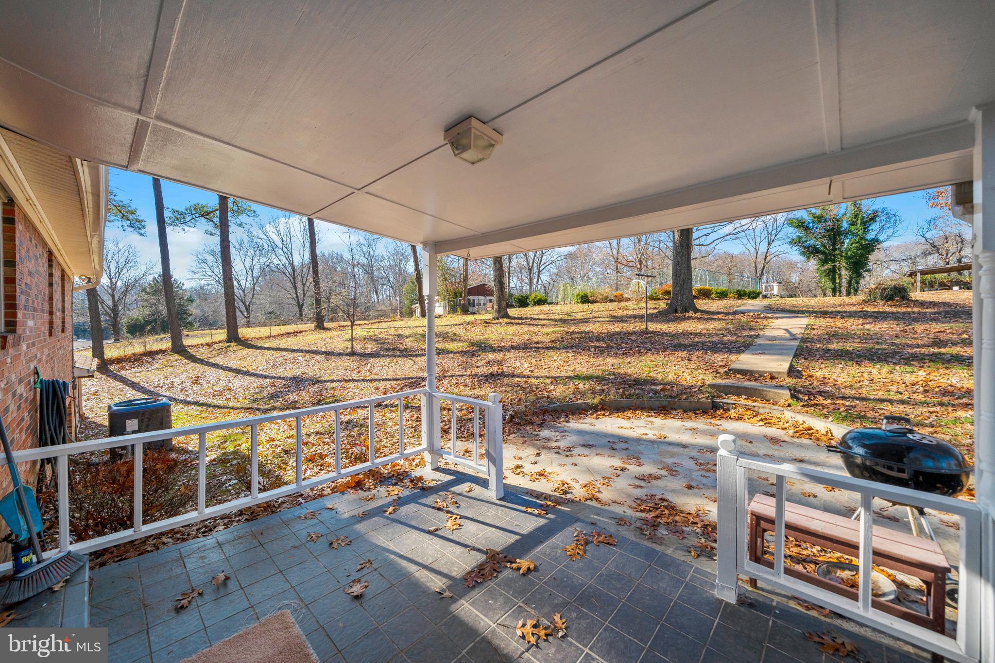 SINGING HILLS SUB - Residential